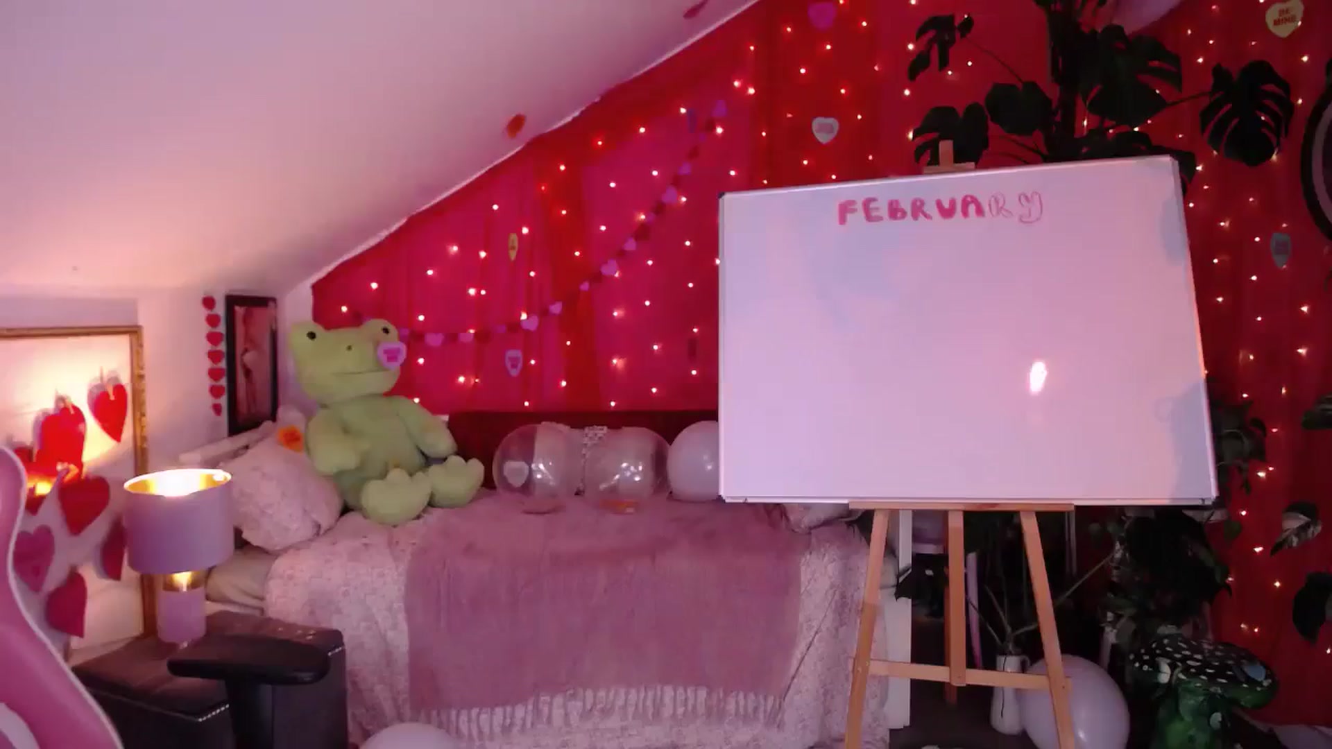 Gallery image thumbnail from LunaRoux's myfreecams stream on, 02/11/2026, 22:05 image 12 of 20