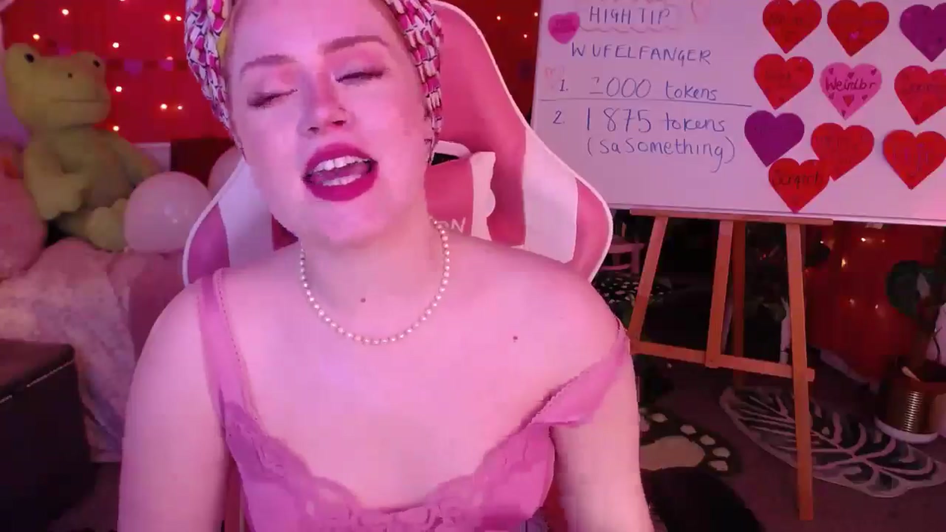 Gallery image thumbnail from LunaRoux's myfreecams stream on, 02/25/2026, 22:38 image 10 of 20