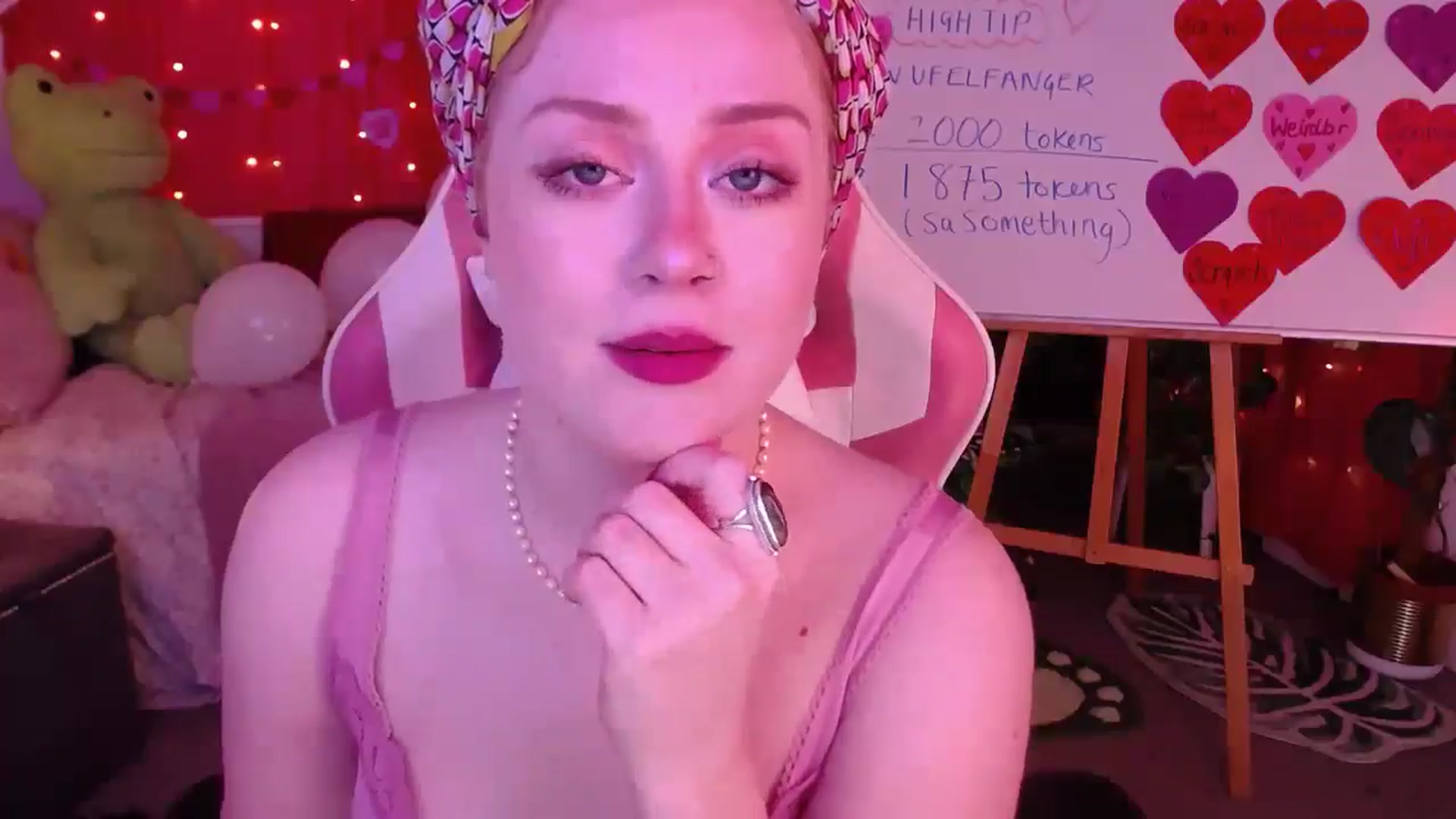 Gallery image thumbnail from LunaRoux's myfreecams stream on, 02/25/2026, 22:38 image 5 of 20