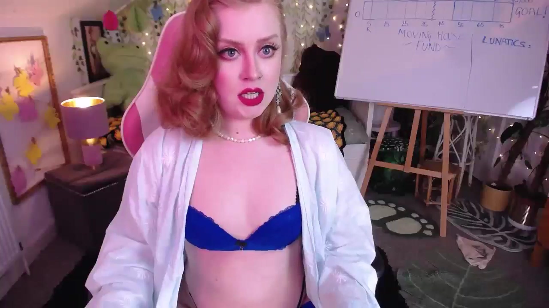 Gallery image thumbnail from LunaRoux's myfreecams stream on, 03/14/2026, 22:01 image 19 of 20