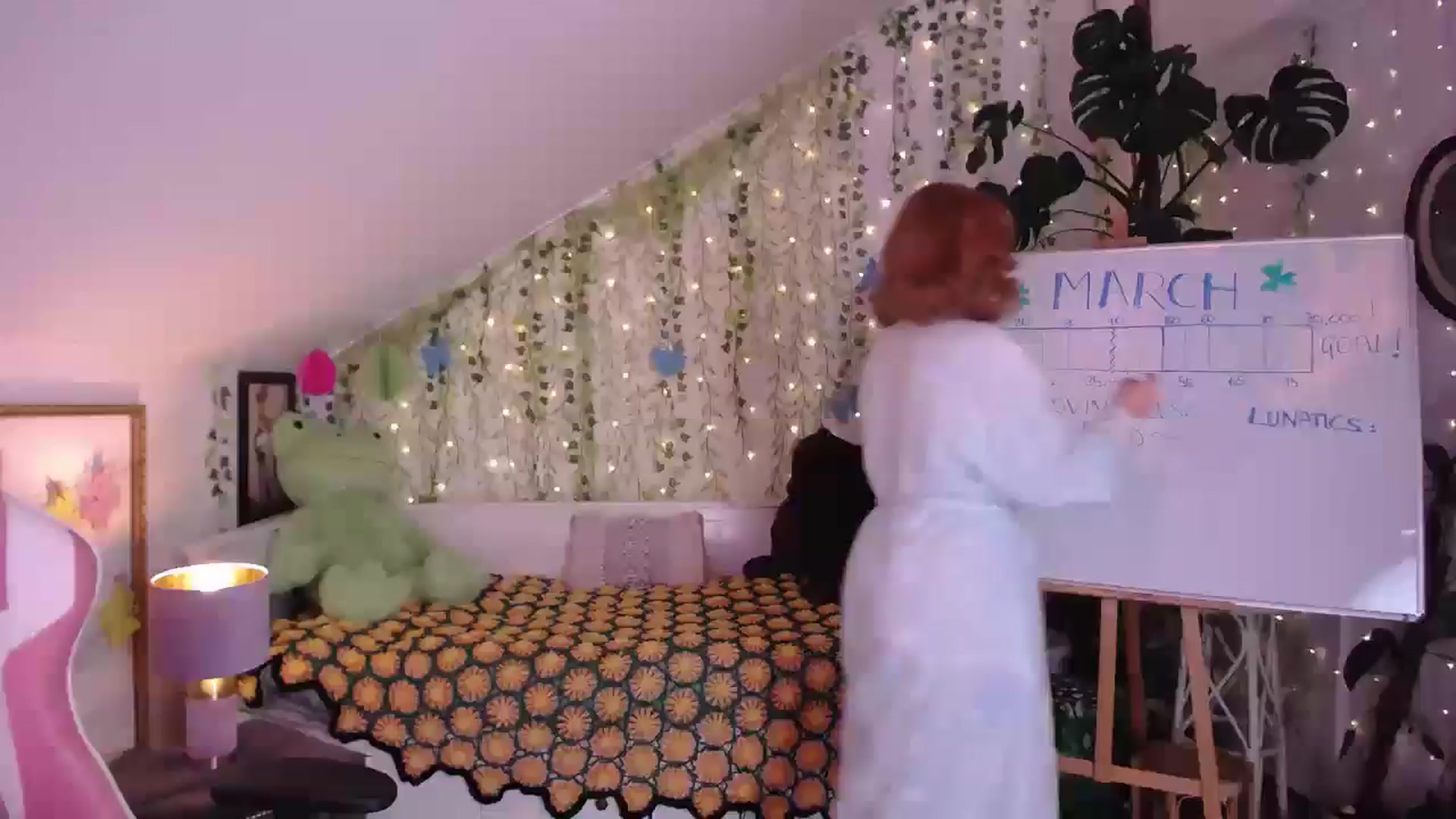 Gallery image thumbnail from LunaRoux's myfreecams stream on, 03/14/2026, 22:01 image 1 of 20