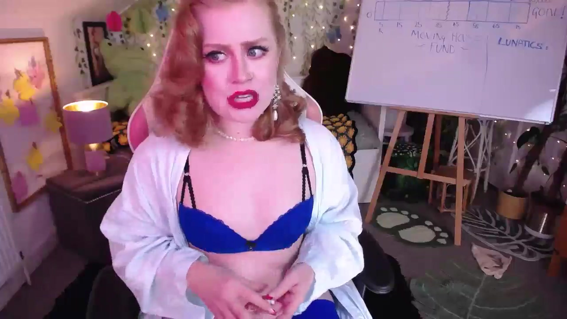 Gallery image thumbnail from LunaRoux's myfreecams stream on, 03/14/2026, 22:01 image 13 of 20