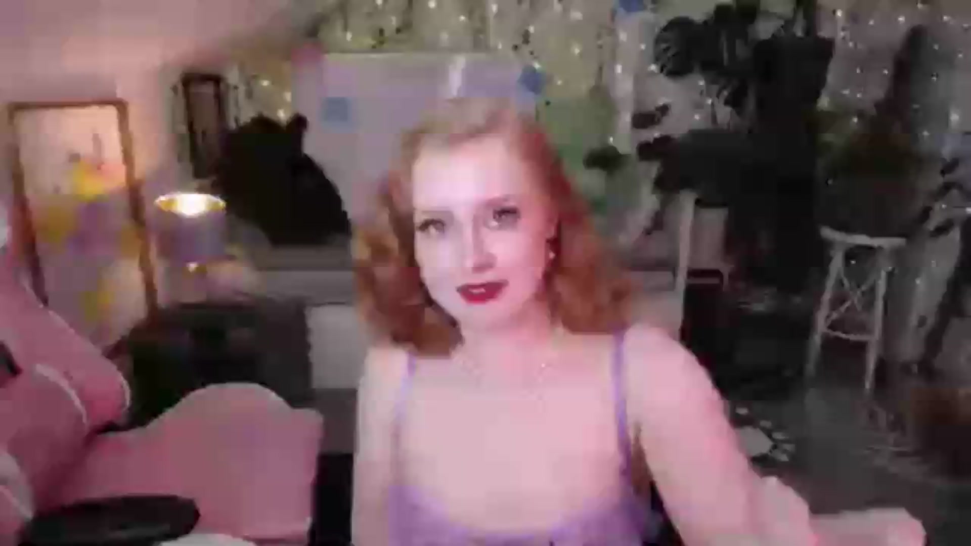 Gallery image thumbnail from LunaRoux's myfreecams stream on, 05/28/2026, 19:18 image 6 of 20