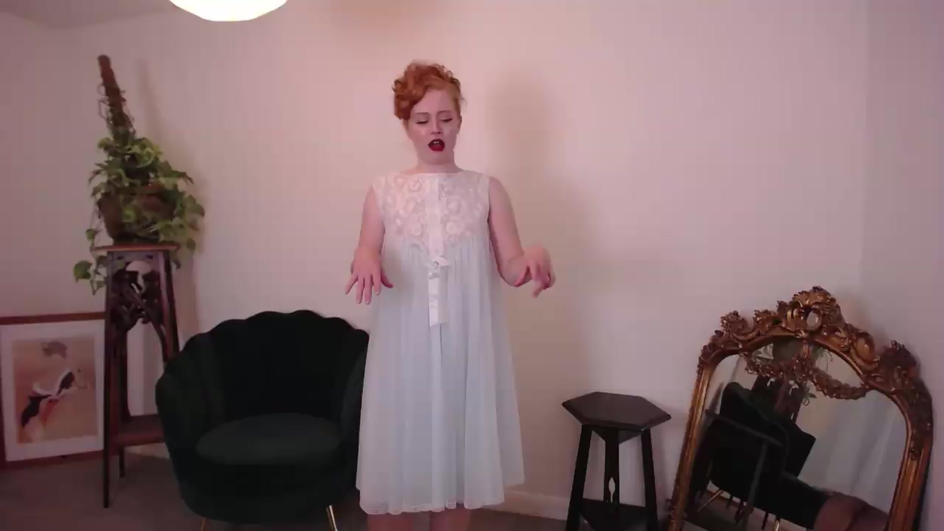 Gallery image thumbnail from LunaRoux's myfreecams stream on, 07/28/2026, 22:45 image 6 of 20
