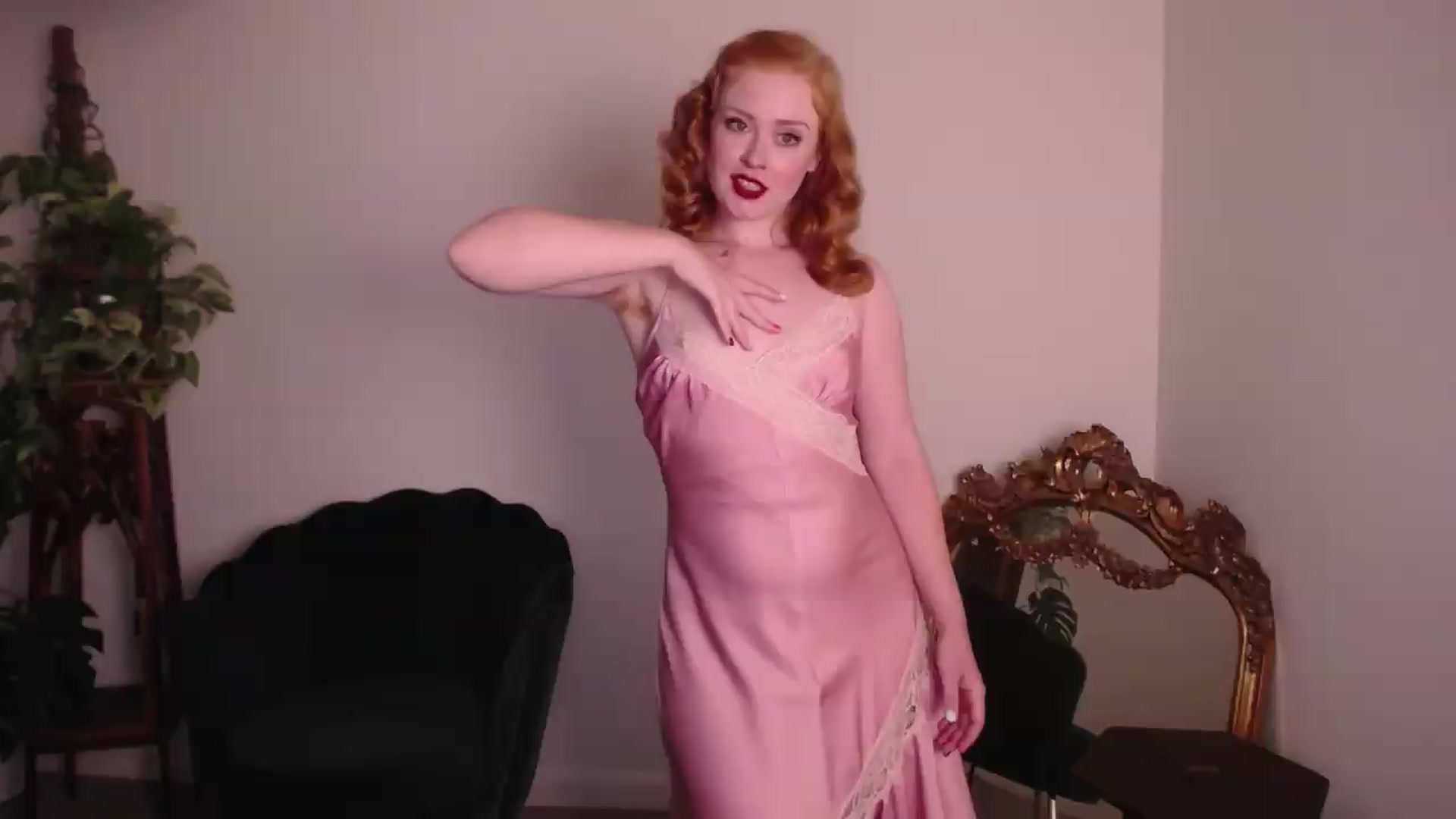 Gallery image thumbnail from LunaRoux's myfreecams stream on, 08/10/2026, 21:42 image 20 of 20