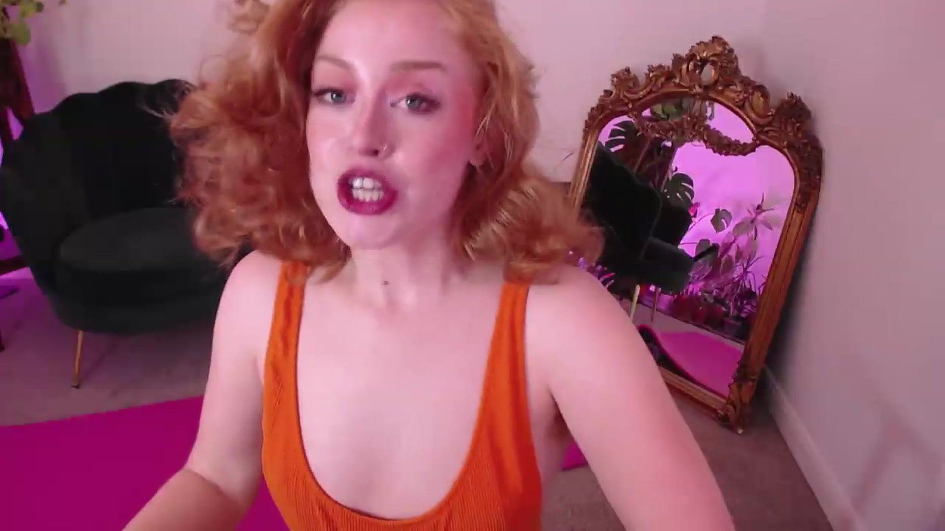 Gallery image thumbnail from LunaRoux's myfreecams stream on, 08/26/2026, 21:16 image 3 of 20