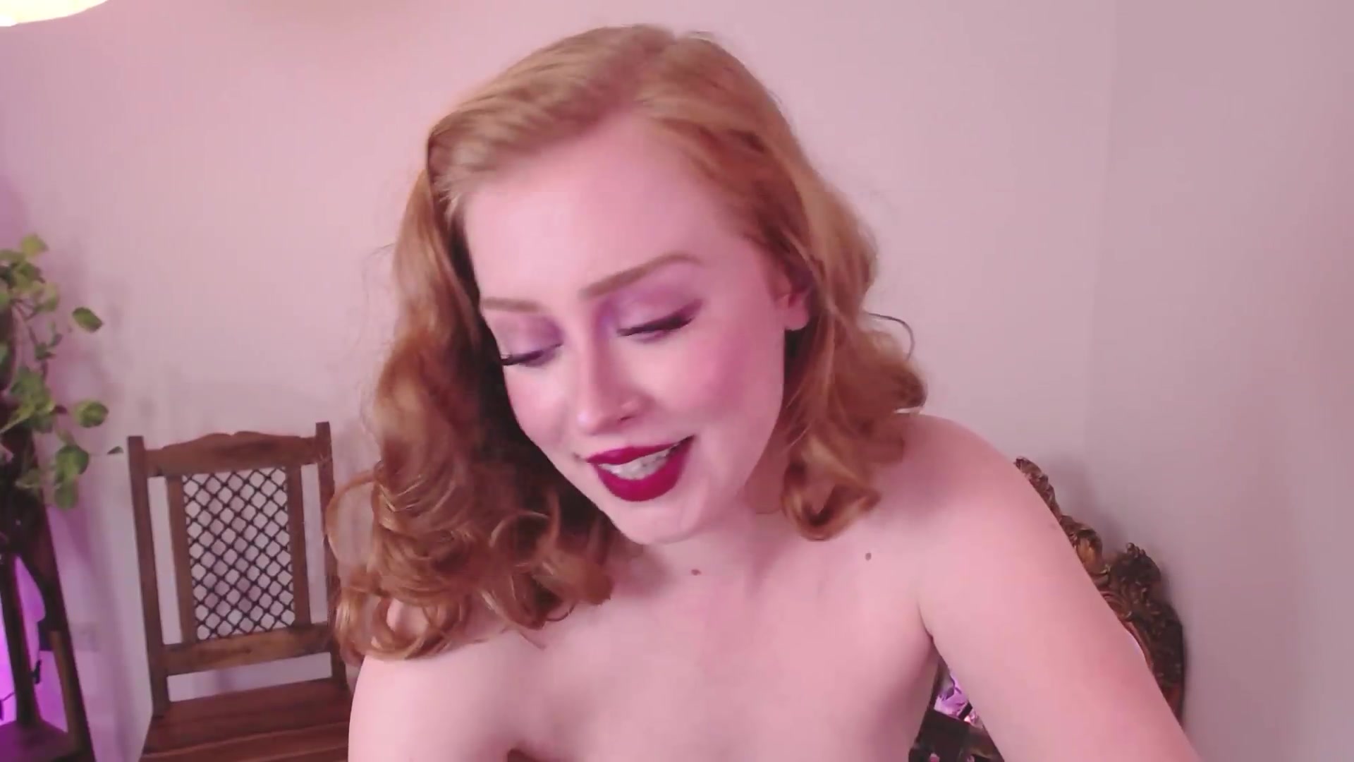 Gallery image thumbnail from LunaRoux's myfreecams stream on, 09/10/2026, 22:48 image 10 of 20