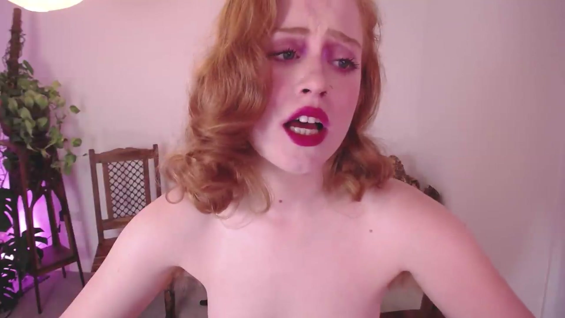 Gallery image thumbnail from LunaRoux's myfreecams stream on, 09/10/2026, 23:17 image 18 of 20