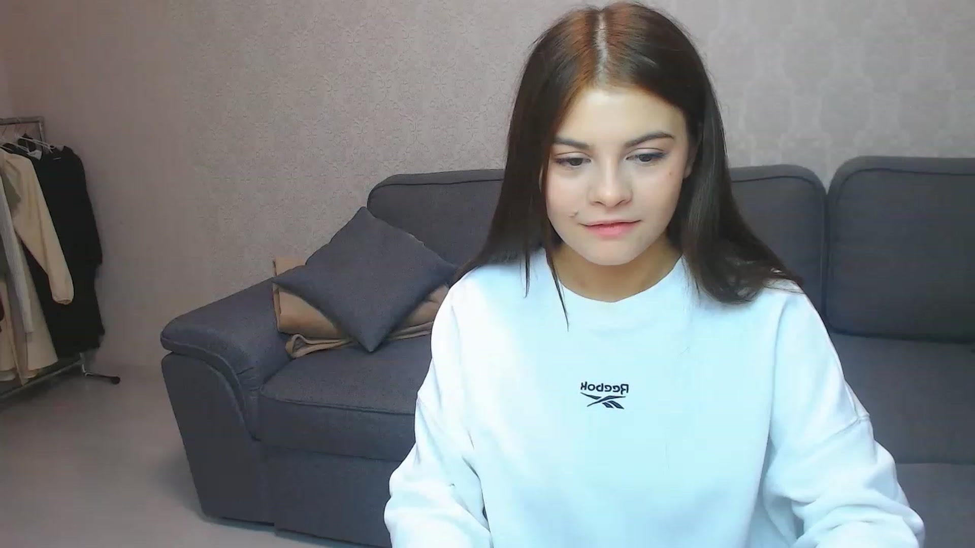 Gallery image thumbnail from LunaSeduces's myfreecams stream on, 11/24/2022, 15:19 image 4 of 20