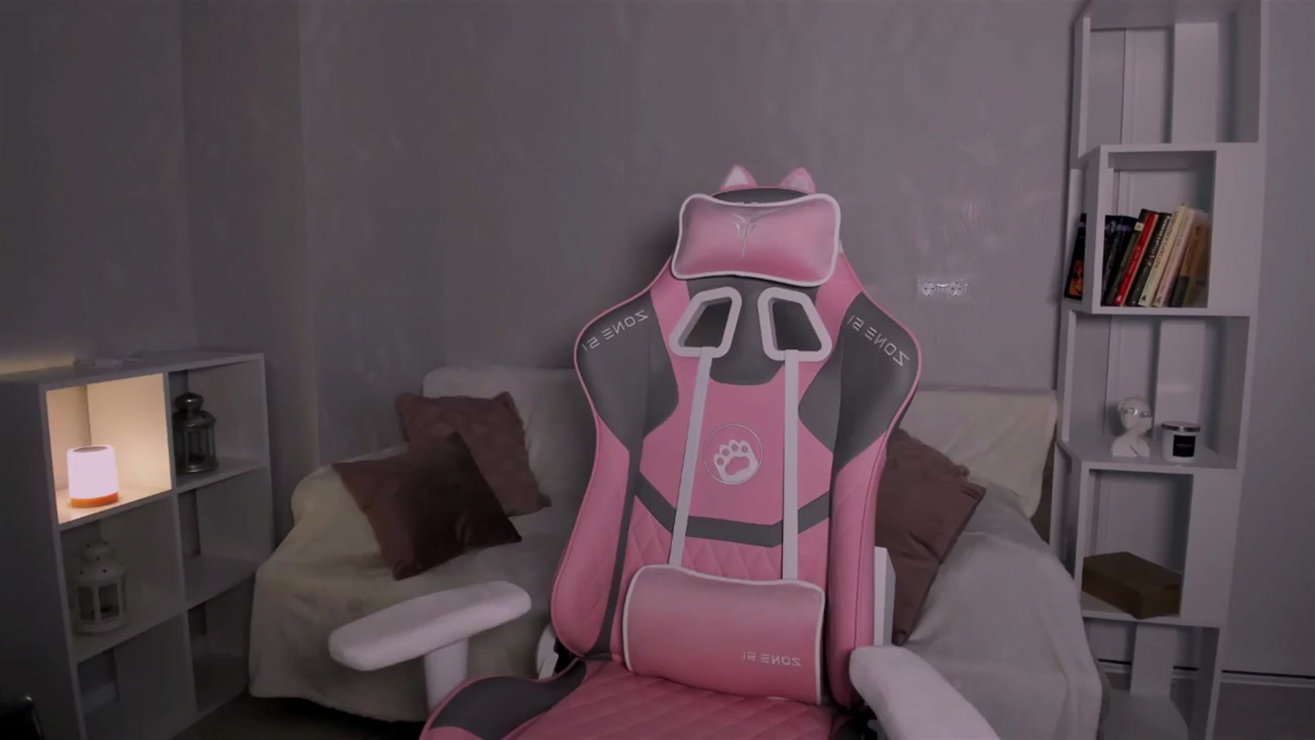 Gallery image thumbnail from LunaSeduces's myfreecams stream on, 04/10/2024, 16:13 image 4 of 20