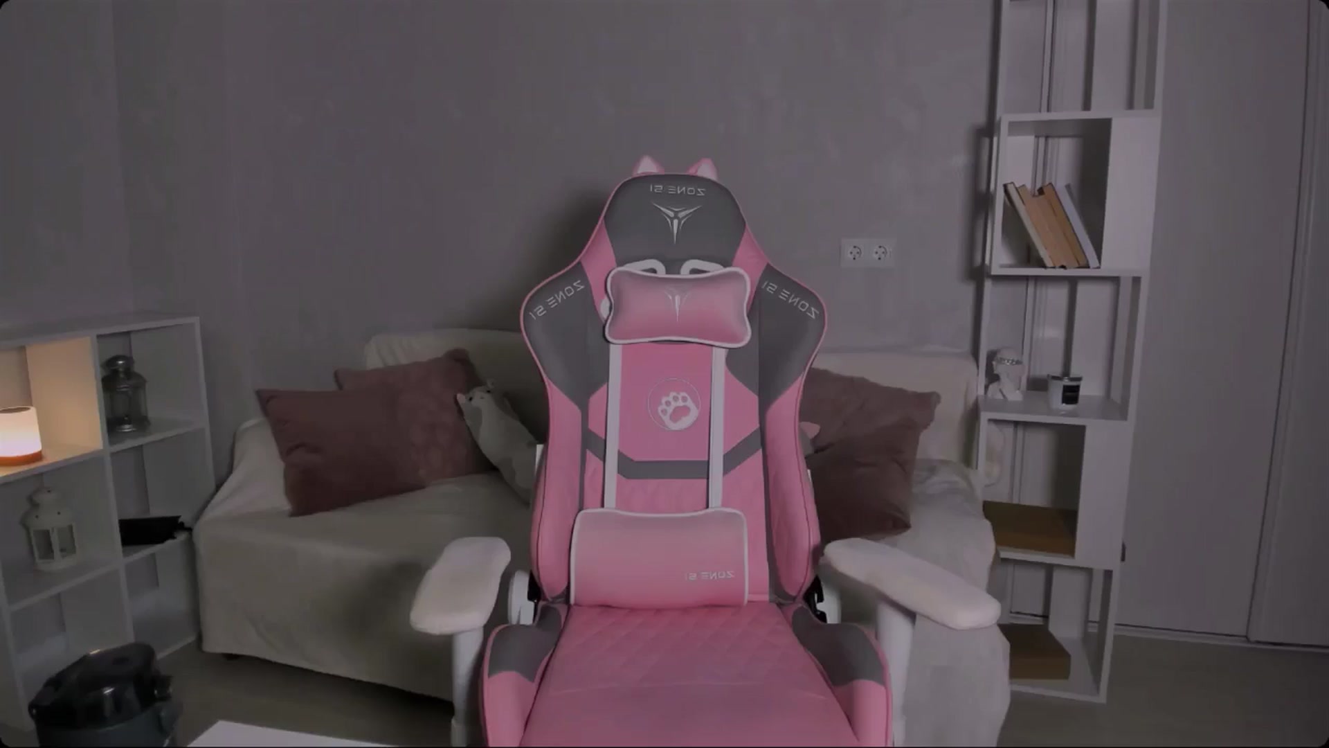 Gallery image thumbnail from LunaSeduces's myfreecams stream on, 08/24/2024, 20:02 image 2 of 20