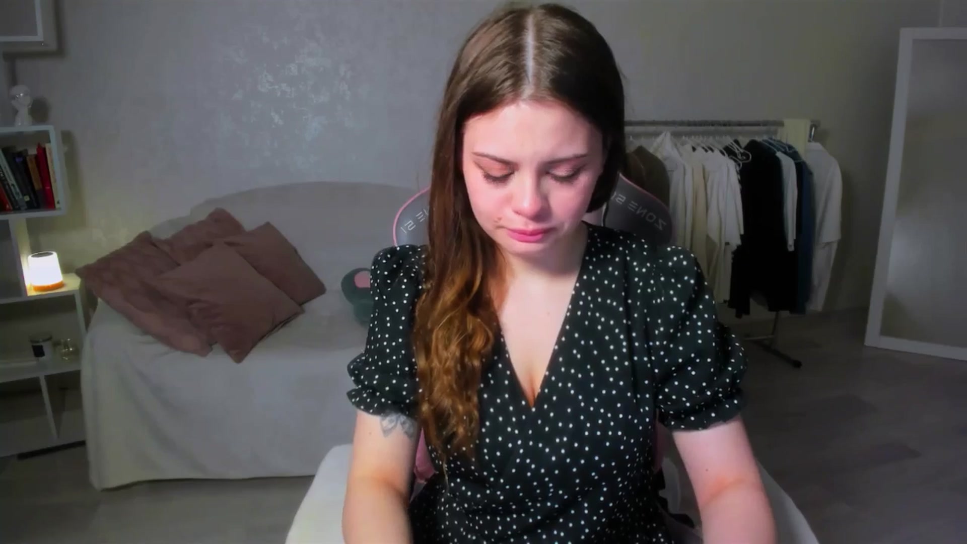 Gallery image thumbnail from LunaSeduces's myfreecams stream on, 05/16/2025, 16:51 image 19 of 20