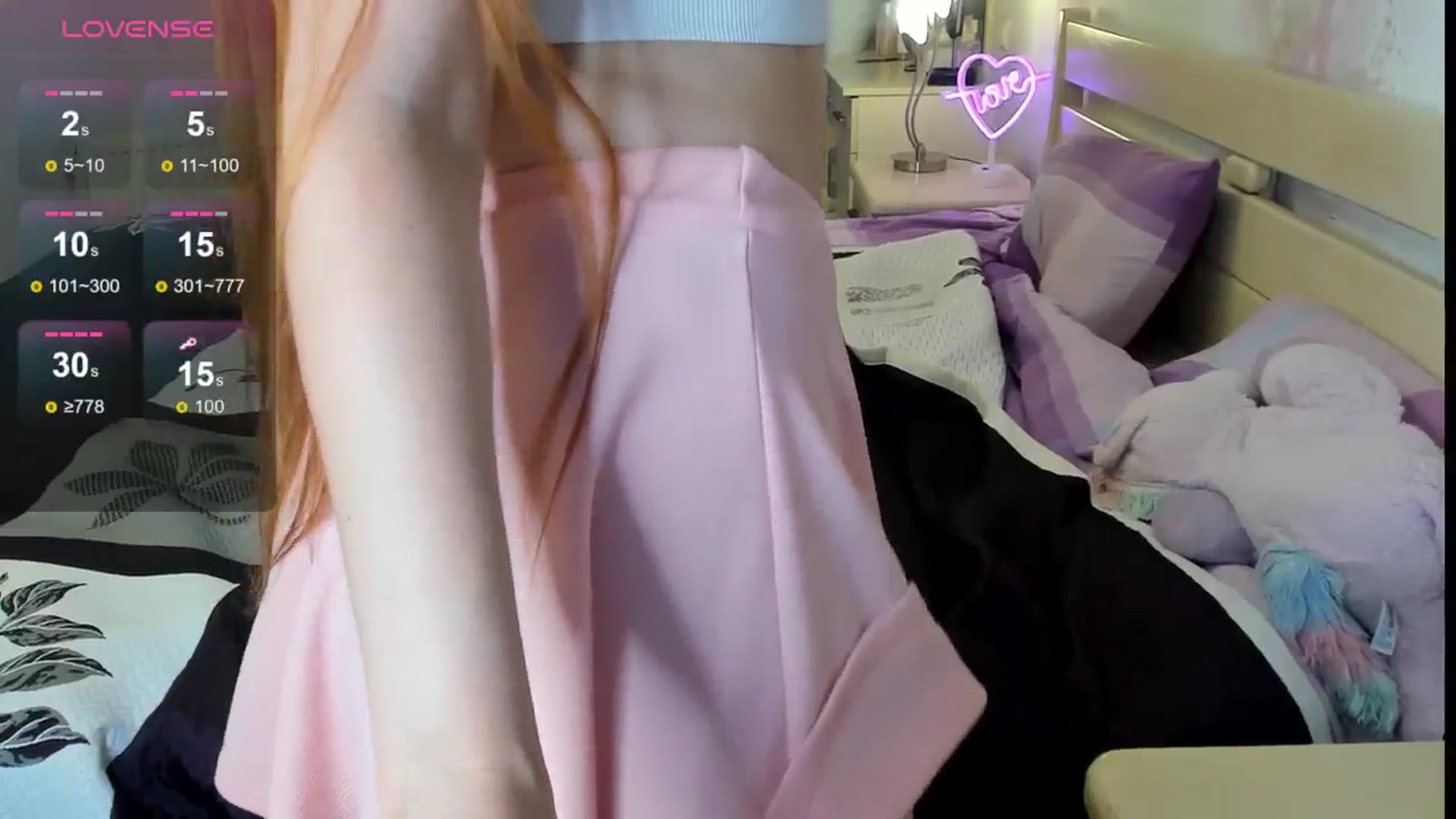 Gallery image thumbnail from LunaStarLovs's myfreecams stream on, 10/06/2024, 17:36 image 18 of 20