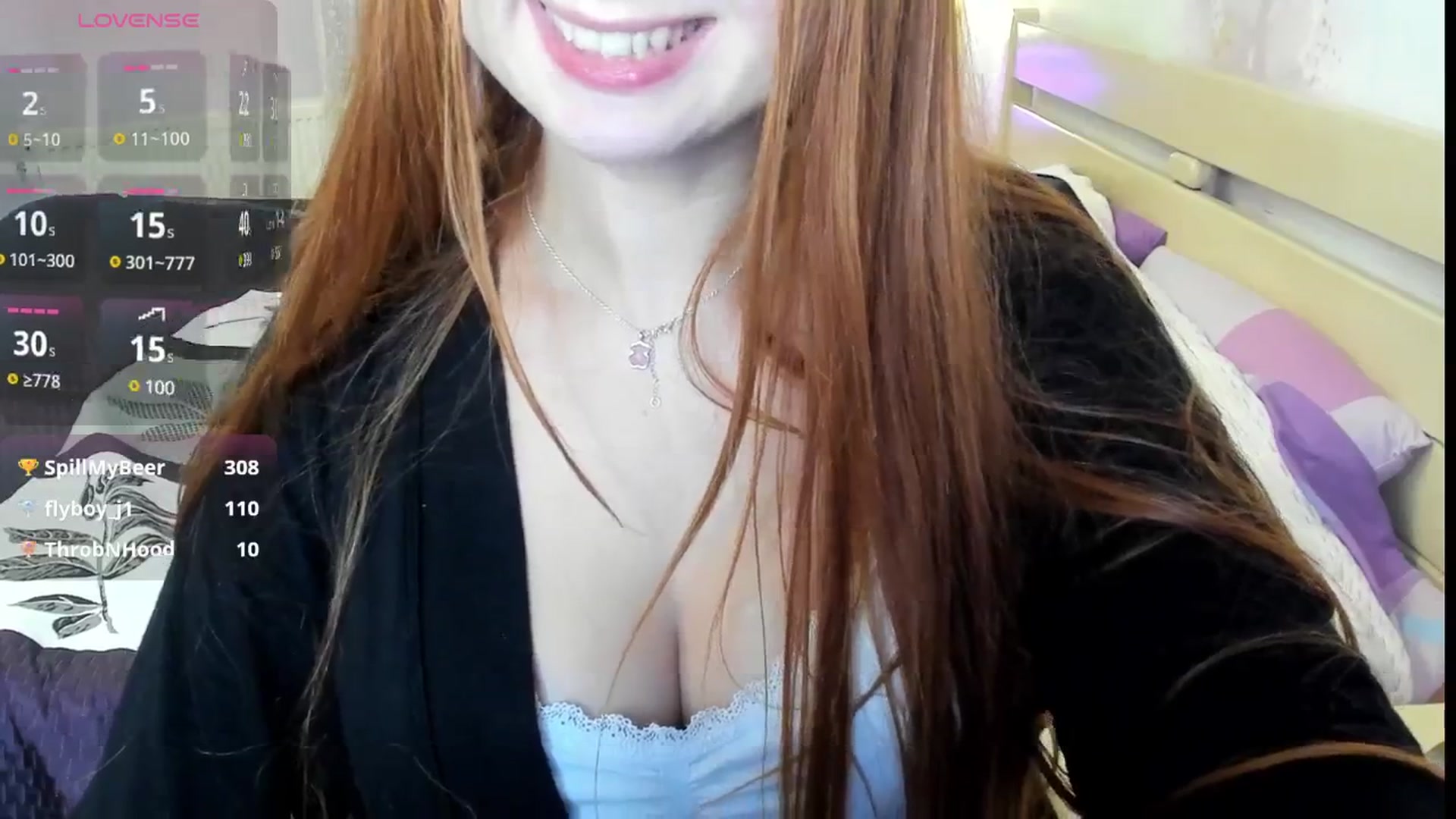 Gallery image thumbnail from LunaStarLovs's myfreecams stream on, 10/19/2024, 16:07 image 13 of 20