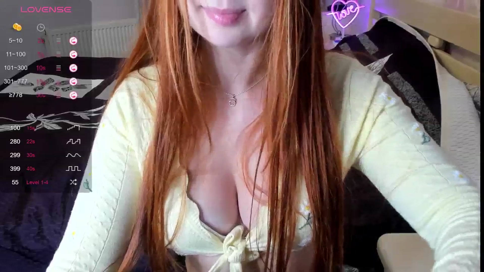 Gallery image thumbnail from LunaStarLovs's myfreecams stream on, 10/26/2024, 16:15 image 13 of 20