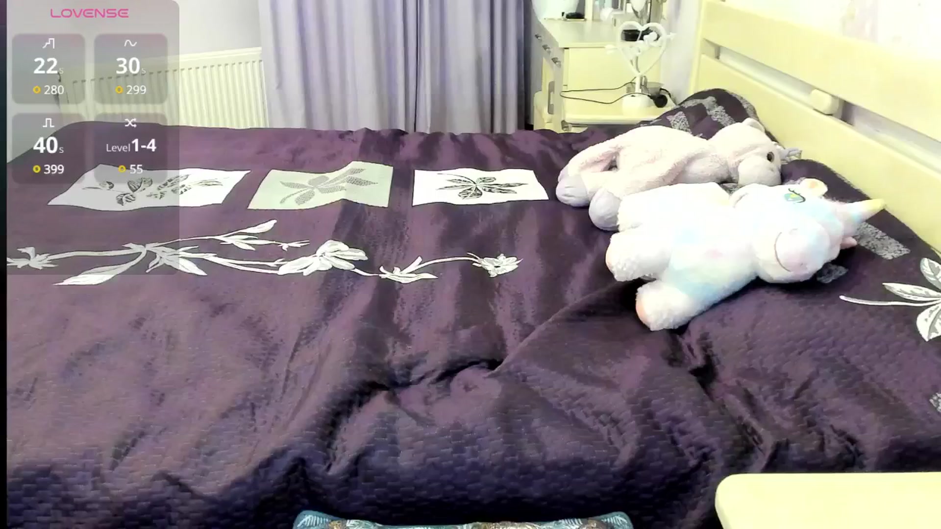 Gallery image thumbnail from LunaStarLovs's myfreecams stream on, 11/09/2024, 16:17 image 6 of 20