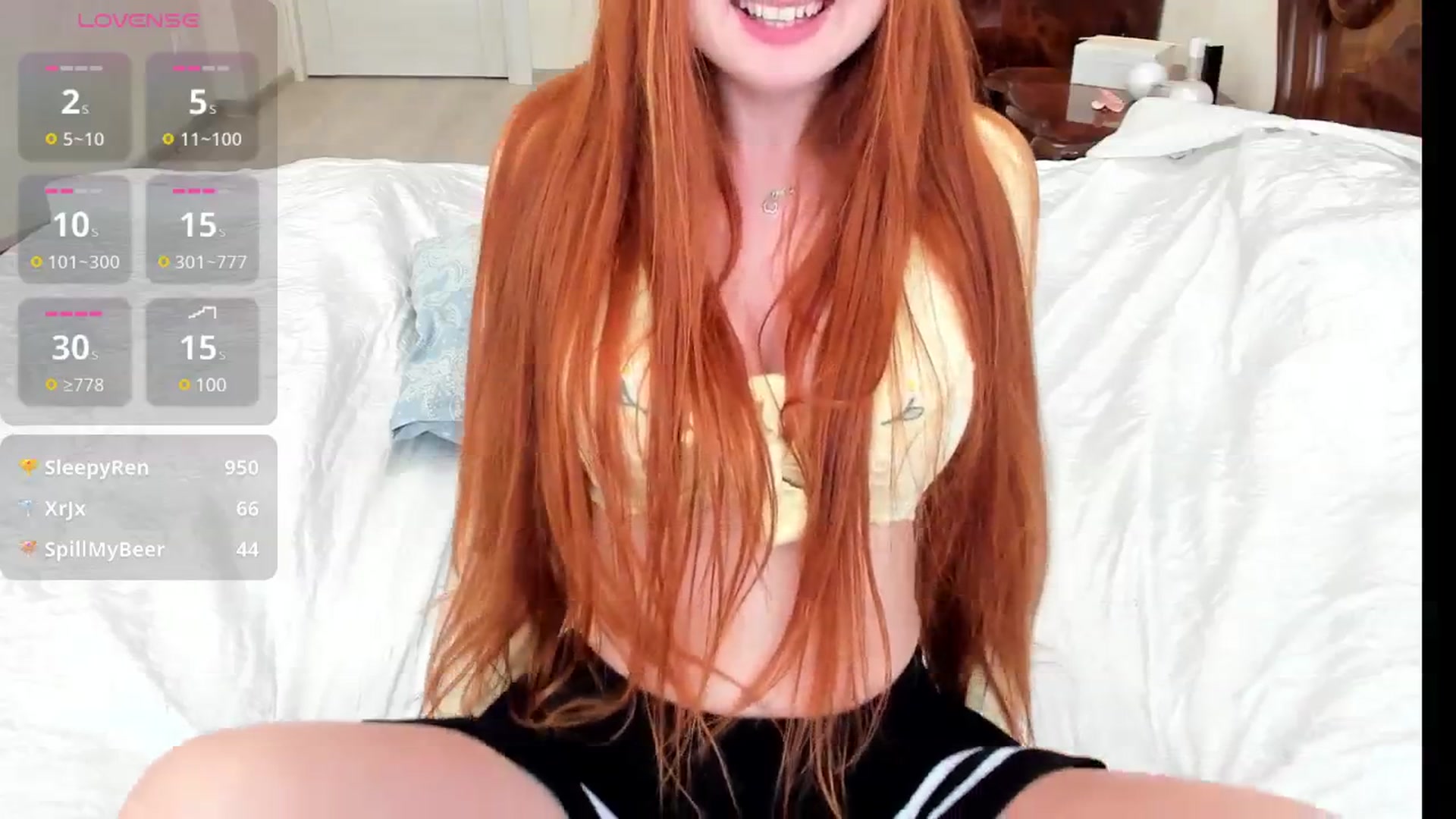 Gallery image thumbnail from LunaStarLovs's myfreecams stream on, 06/01/2025, 15:22 image 13 of 20