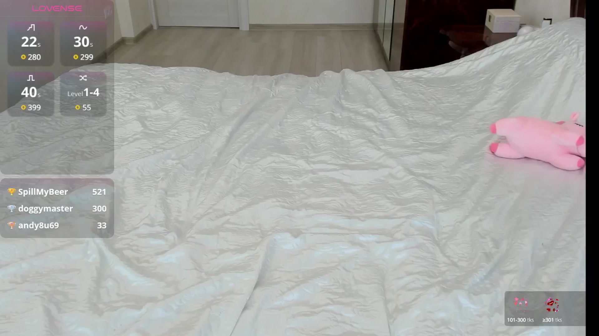 Gallery image thumbnail from LunaStarLovs's myfreecams stream on, 06/21/2025, 15:31 image 19 of 20