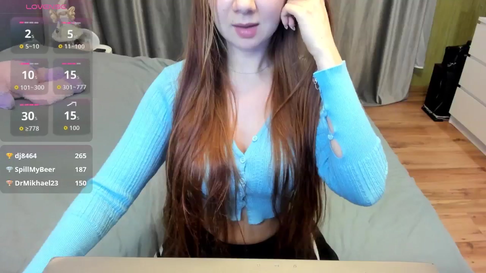 Gallery image thumbnail from LunaStarLovs's myfreecams stream on, 03/01/2026, 18:35 image 4 of 20