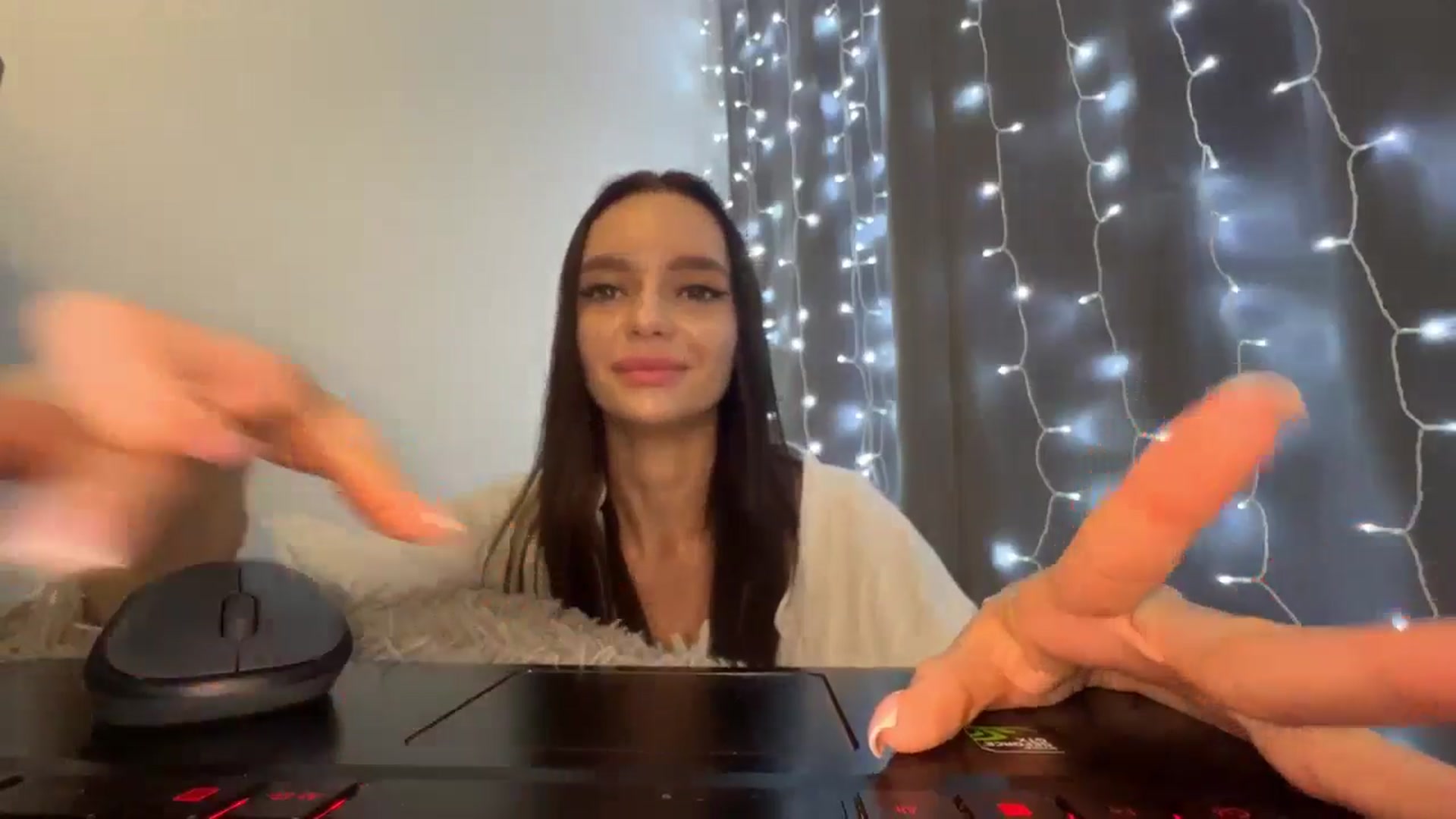 Gallery image thumbnail from LunaVibes's myfreecams stream on, 11/19/2024, 14:17 image 20 of 20