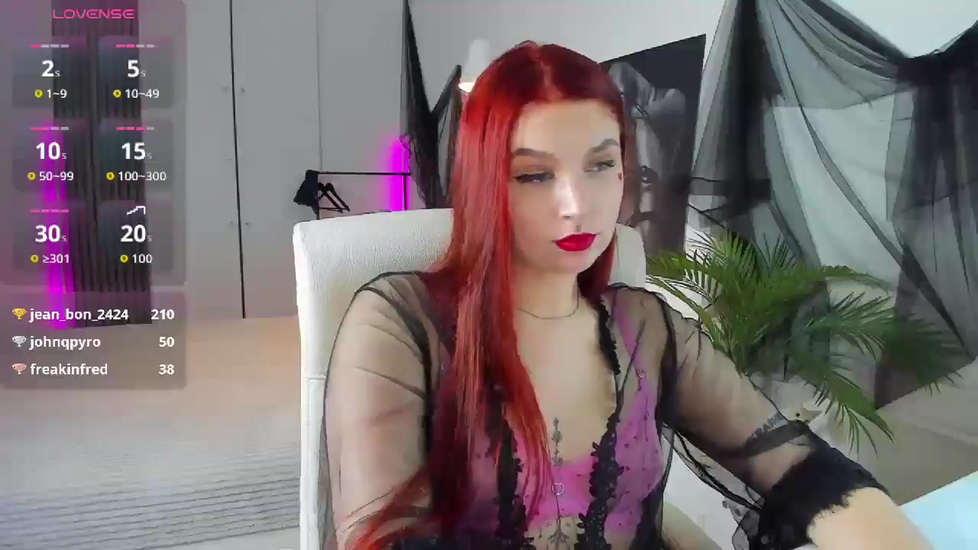 Gallery image thumbnail from LunaVixem's myfreecams stream on, 02/14/2026, 14:00 image 11 of 20