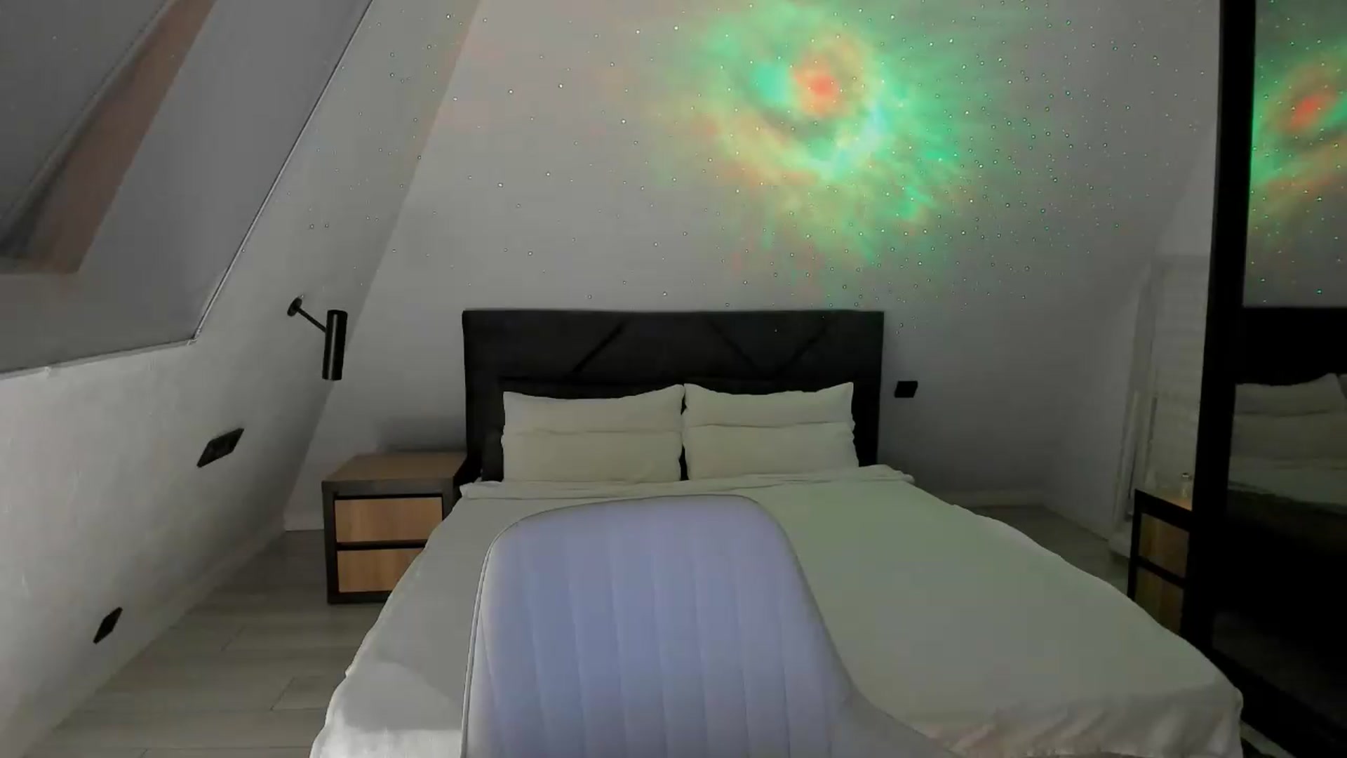 Gallery image thumbnail from LunaWhisper's myfreecams stream on, 07/11/2026, 22:05 image 6 of 20