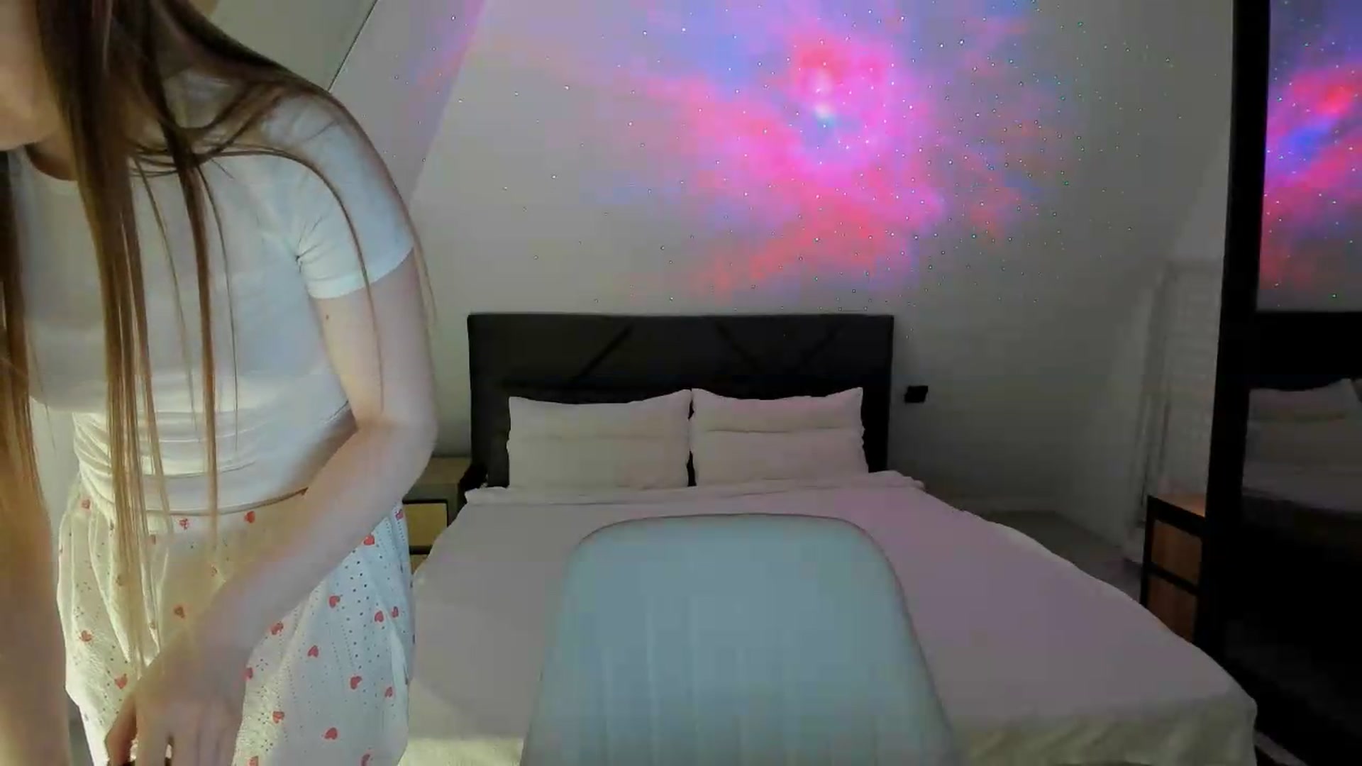 Gallery image thumbnail from LunaWhisper's myfreecams stream on, 07/11/2026, 22:05 image 4 of 20