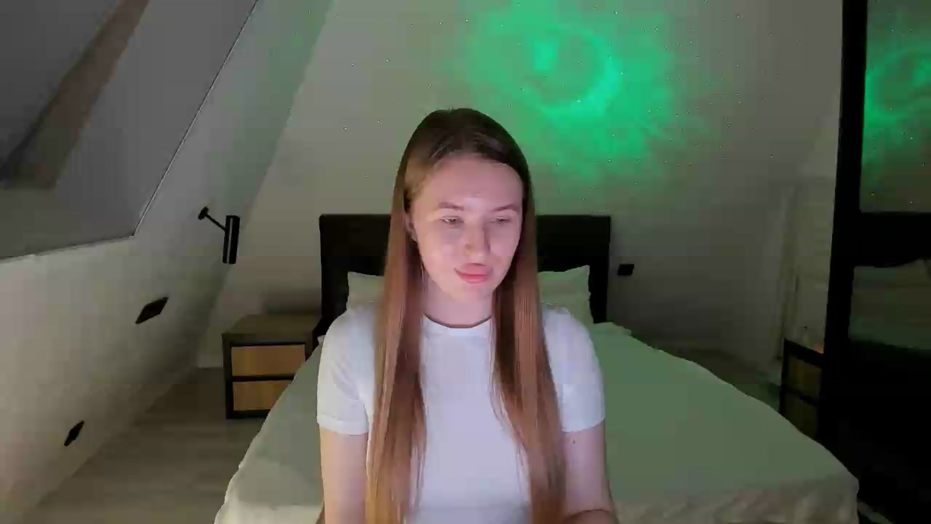 Gallery image thumbnail from LunaWhisper's myfreecams stream on, 07/11/2026, 22:05 image 10 of 20