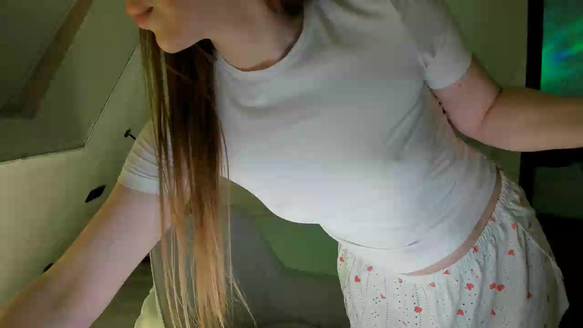 Gallery image thumbnail from LunaWhisper's myfreecams stream on, 07/11/2026, 22:05 image 3 of 20