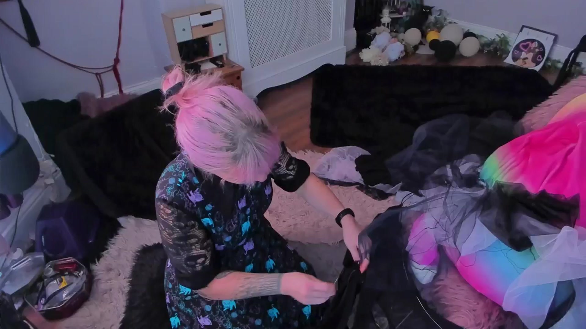 Gallery image thumbnail from LunaWolfie's myfreecams stream on, 09/26/2025, 14:07 image 17 of 20