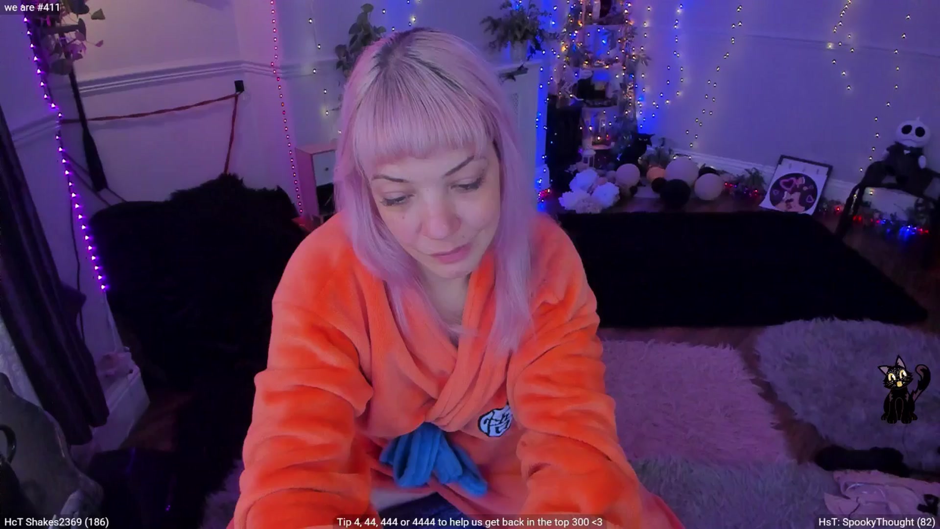 Gallery image thumbnail from LunaWolfie's myfreecams stream on, 09/27/2025, 17:33 image 6 of 20