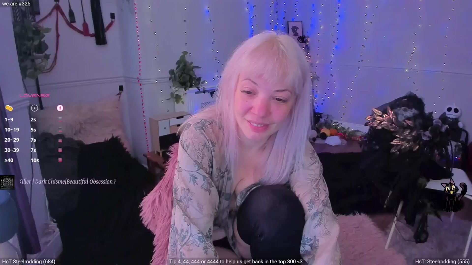Gallery image thumbnail from LunaWolfie's myfreecams stream on, 10/04/2025, 14:11 image 18 of 20
