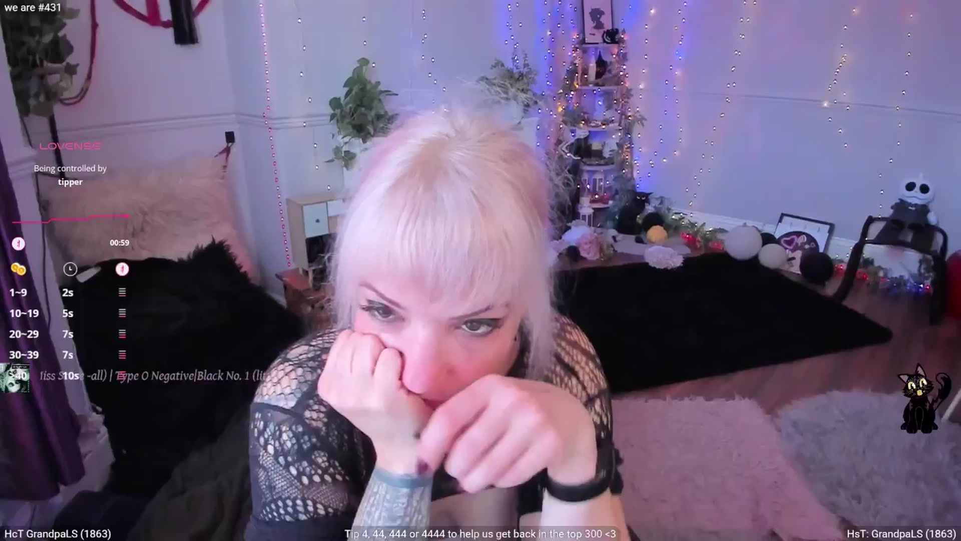 Gallery image thumbnail from LunaWolfie's myfreecams stream on, 10/07/2025, 17:44 image 6 of 20