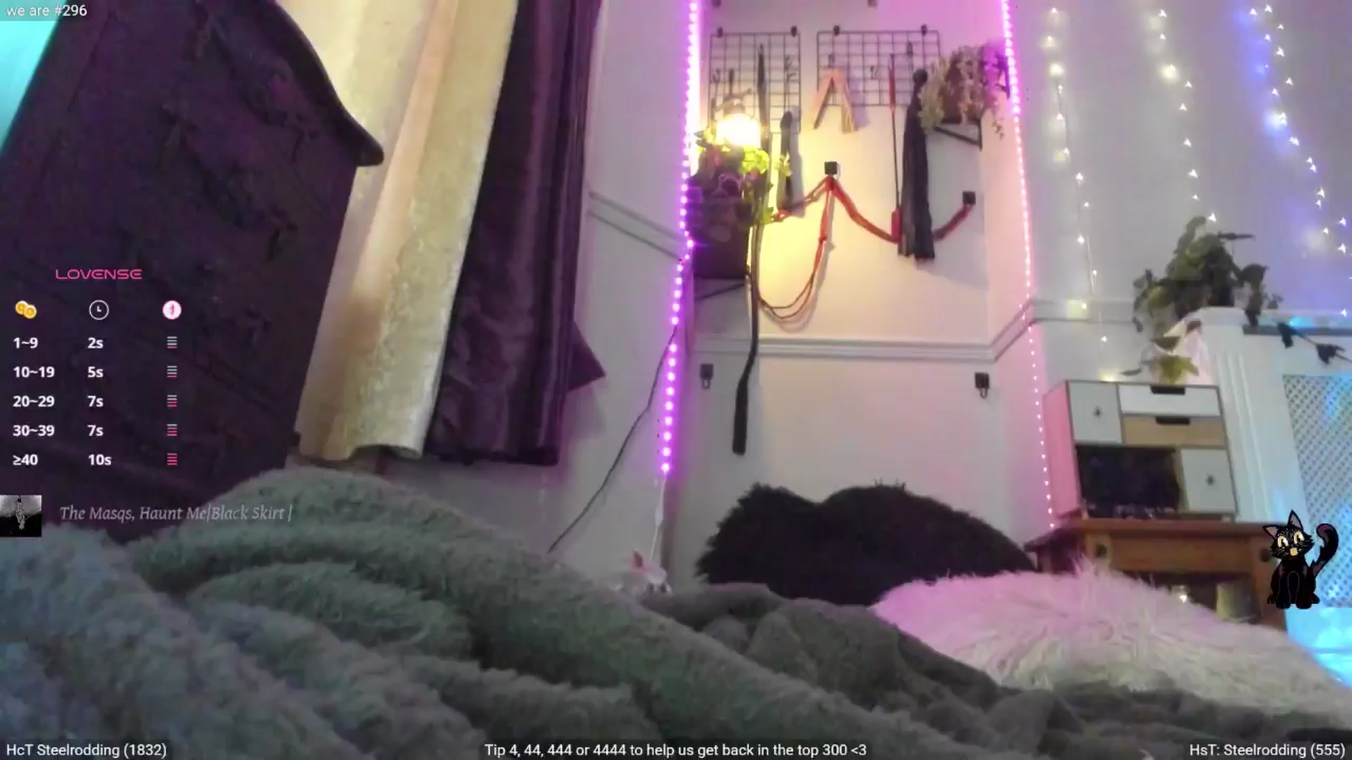 Gallery image thumbnail from LunaWolfie's myfreecams stream on, 10/11/2025, 17:53 image 13 of 20