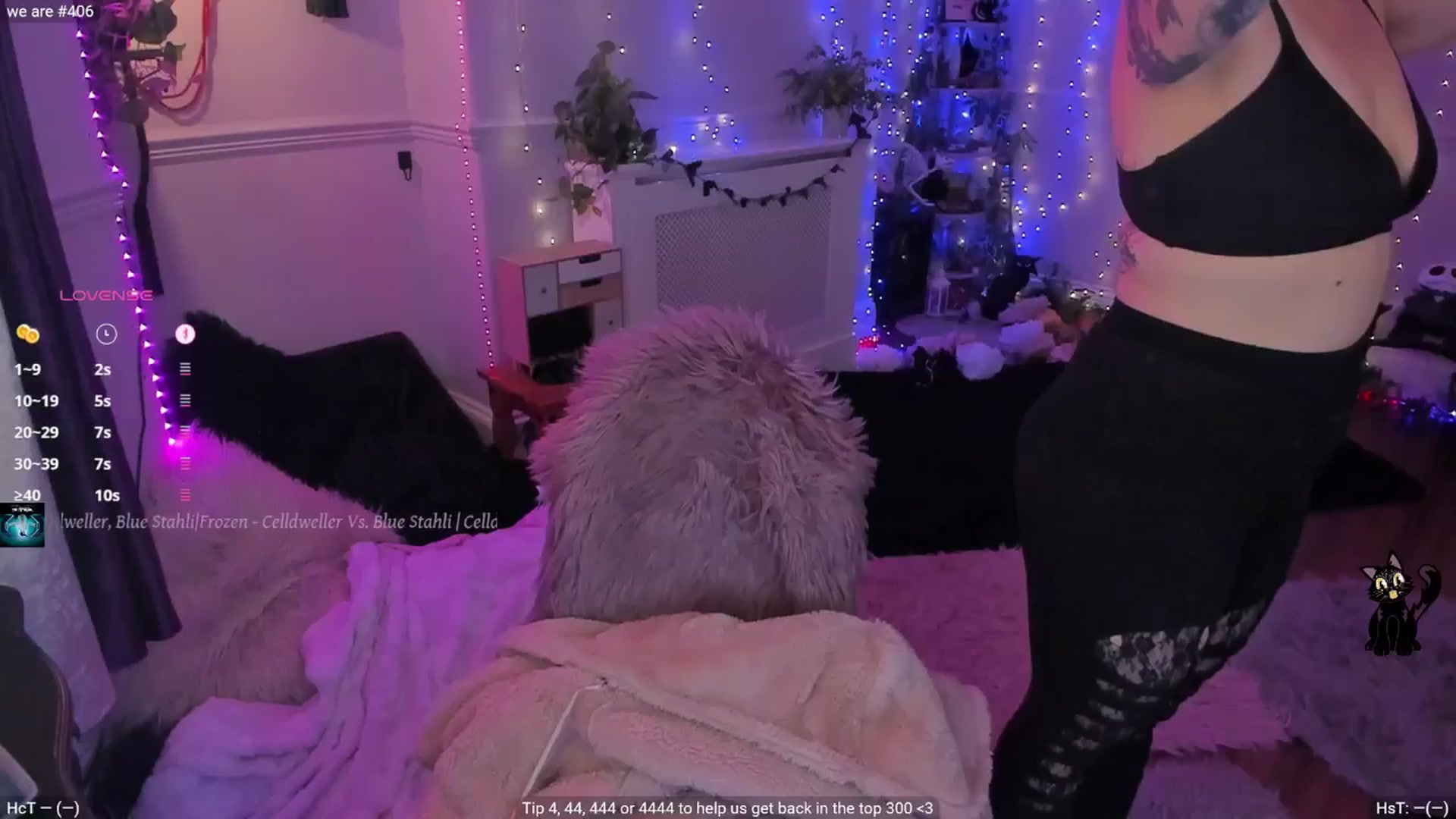 Gallery image thumbnail from LunaWolfie's myfreecams stream on, 10/17/2025, 18:57 image 14 of 20