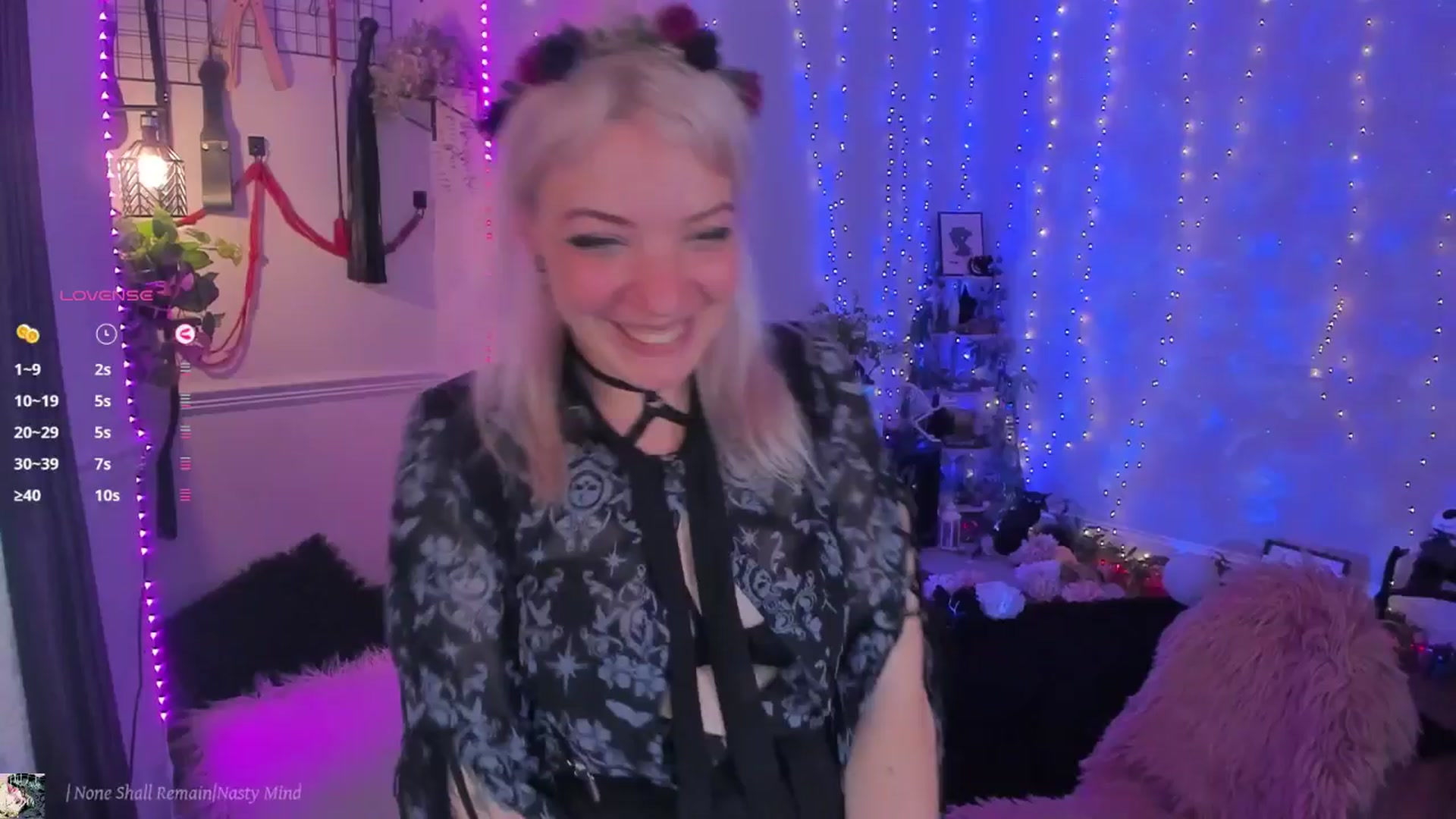Gallery image thumbnail from LunaWolfie's myfreecams stream on, 10/18/2025, 20:17 image 16 of 20