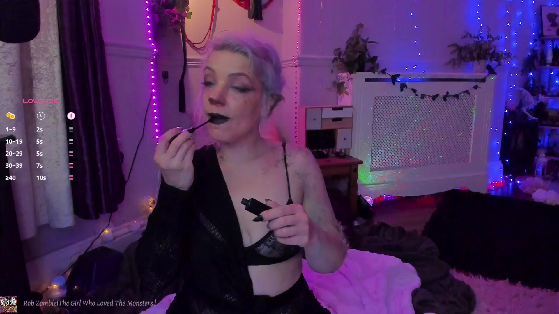 Gallery image thumbnail from LunaWolfie's myfreecams stream on, 10/21/2025, 21:30 image 20 of 20