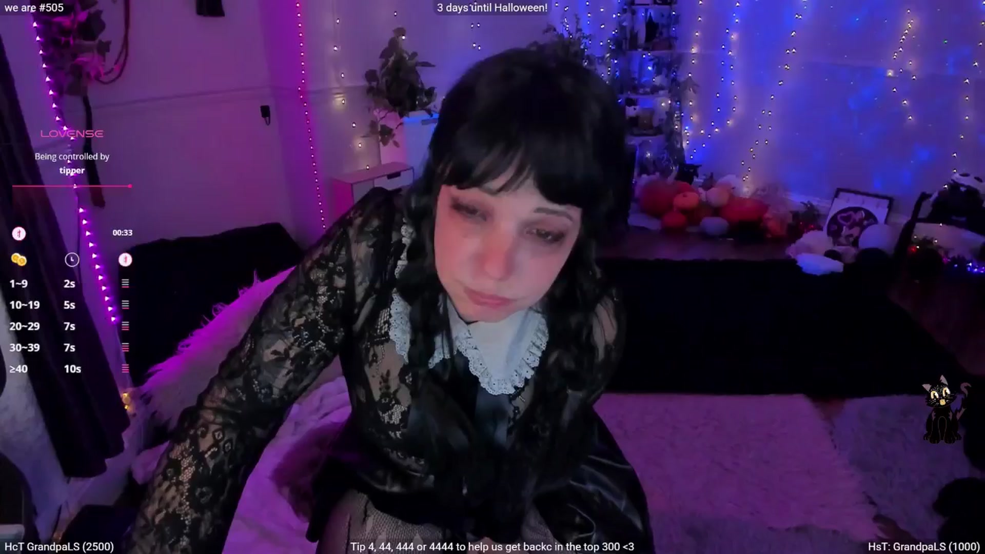 Gallery image thumbnail from LunaWolfie's myfreecams stream on, 10/28/2025, 19:45 image 8 of 20