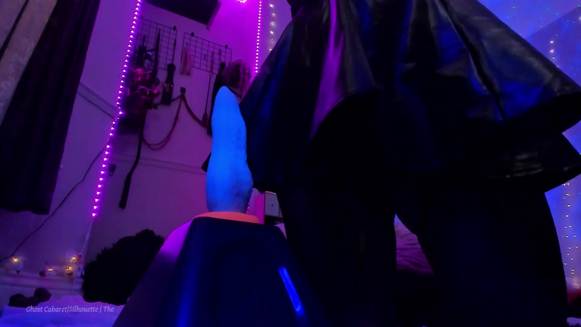 Gallery image thumbnail from LunaWolfie's myfreecams stream on, 10/29/2025, 01:05 image 9 of 20