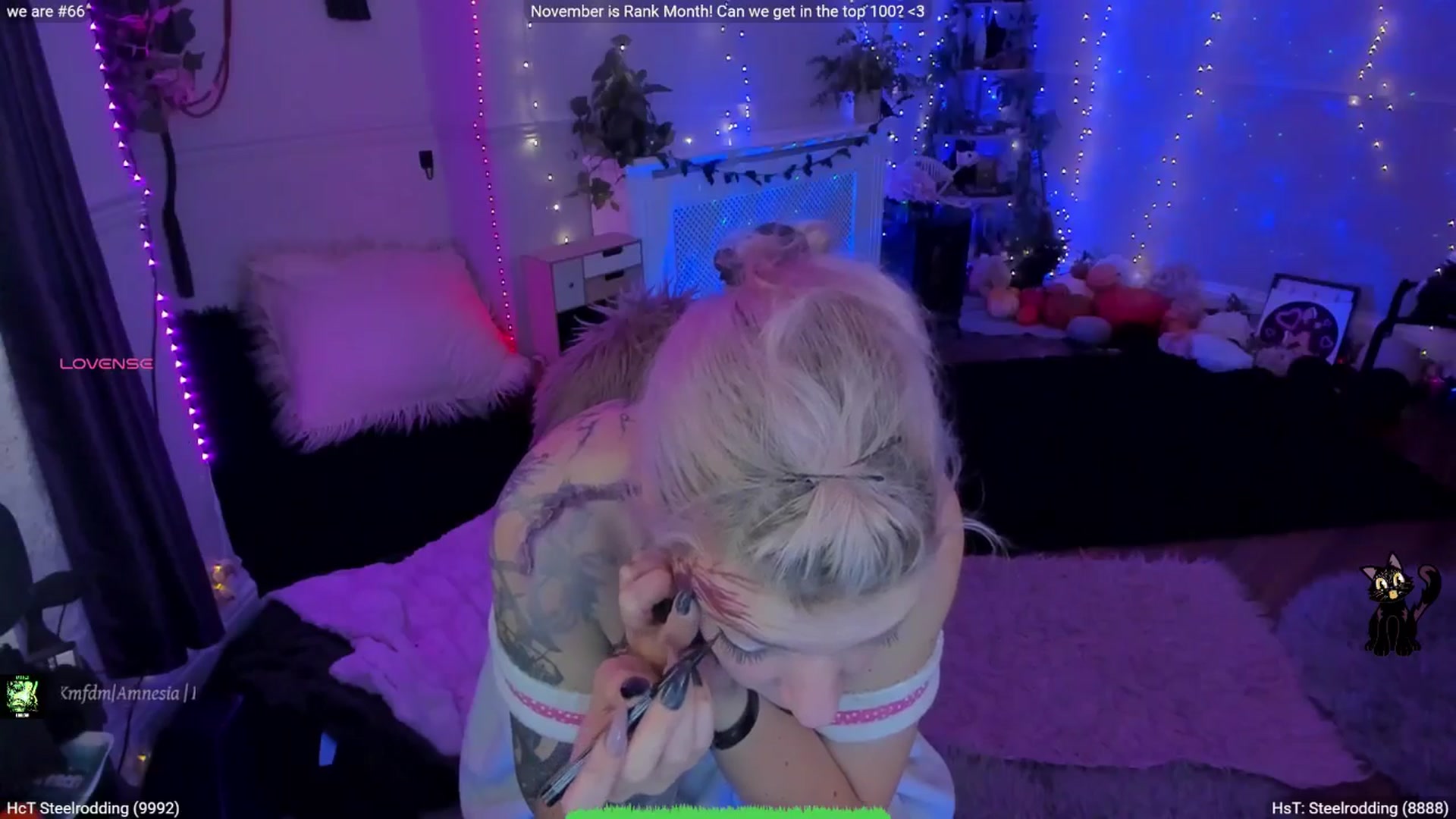 Gallery image thumbnail from LunaWolfie's myfreecams stream on, 11/01/2025, 19:37 image 13 of 20
