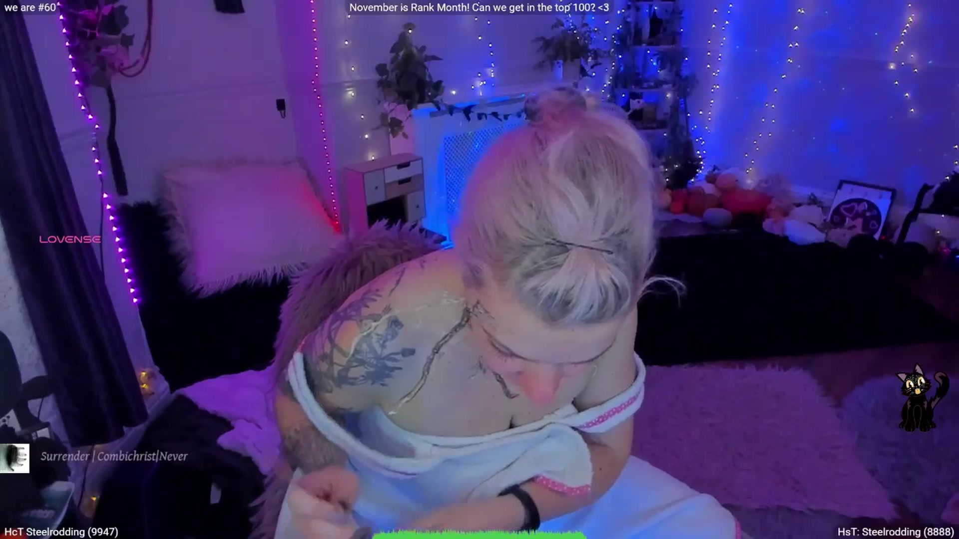 Gallery image thumbnail from LunaWolfie's myfreecams stream on, 11/01/2025, 19:37 image 10 of 20