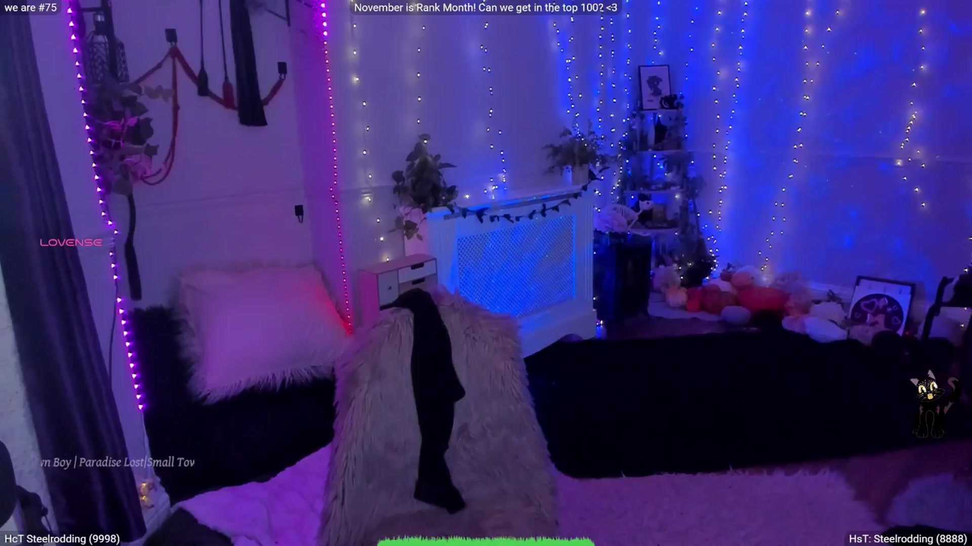 Gallery image thumbnail from LunaWolfie's myfreecams stream on, 11/01/2025, 19:37 image 19 of 20