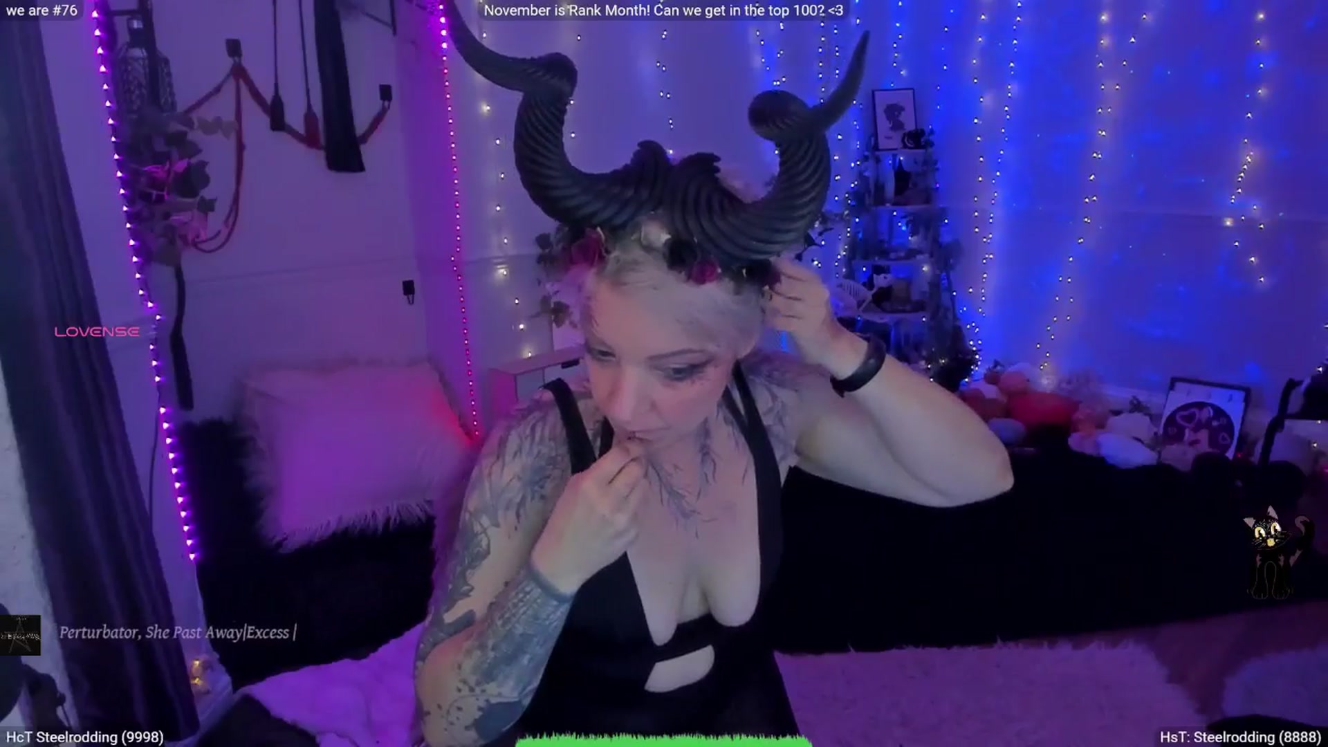 Gallery image thumbnail from LunaWolfie's myfreecams stream on, 11/01/2025, 19:37 image 20 of 20