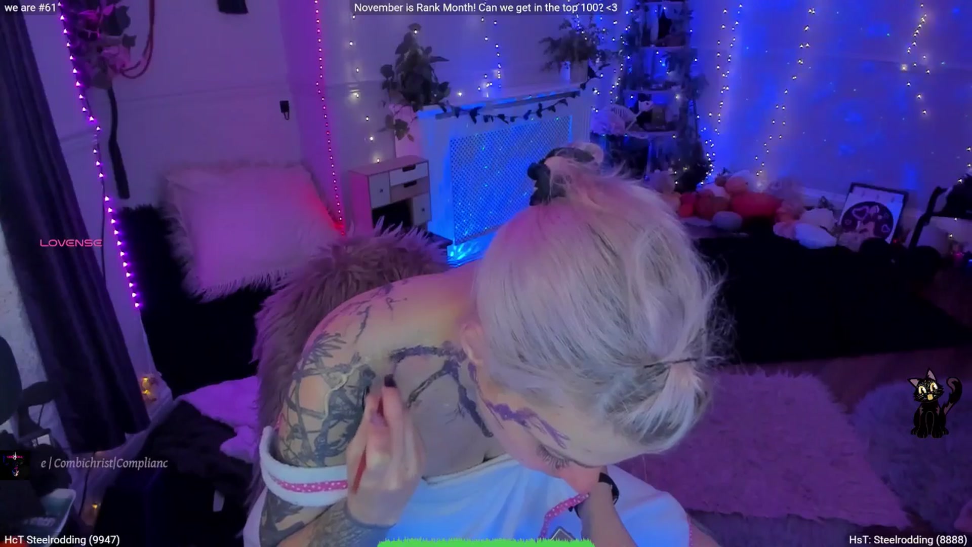 Gallery image thumbnail from LunaWolfie's myfreecams stream on, 11/01/2025, 19:37 image 11 of 20