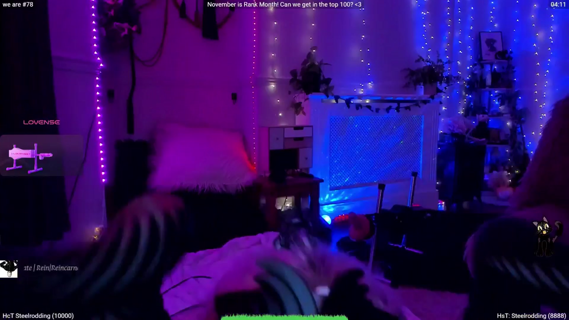 Gallery image thumbnail from LunaWolfie's myfreecams stream on, 11/01/2025, 20:28 image 17 of 20