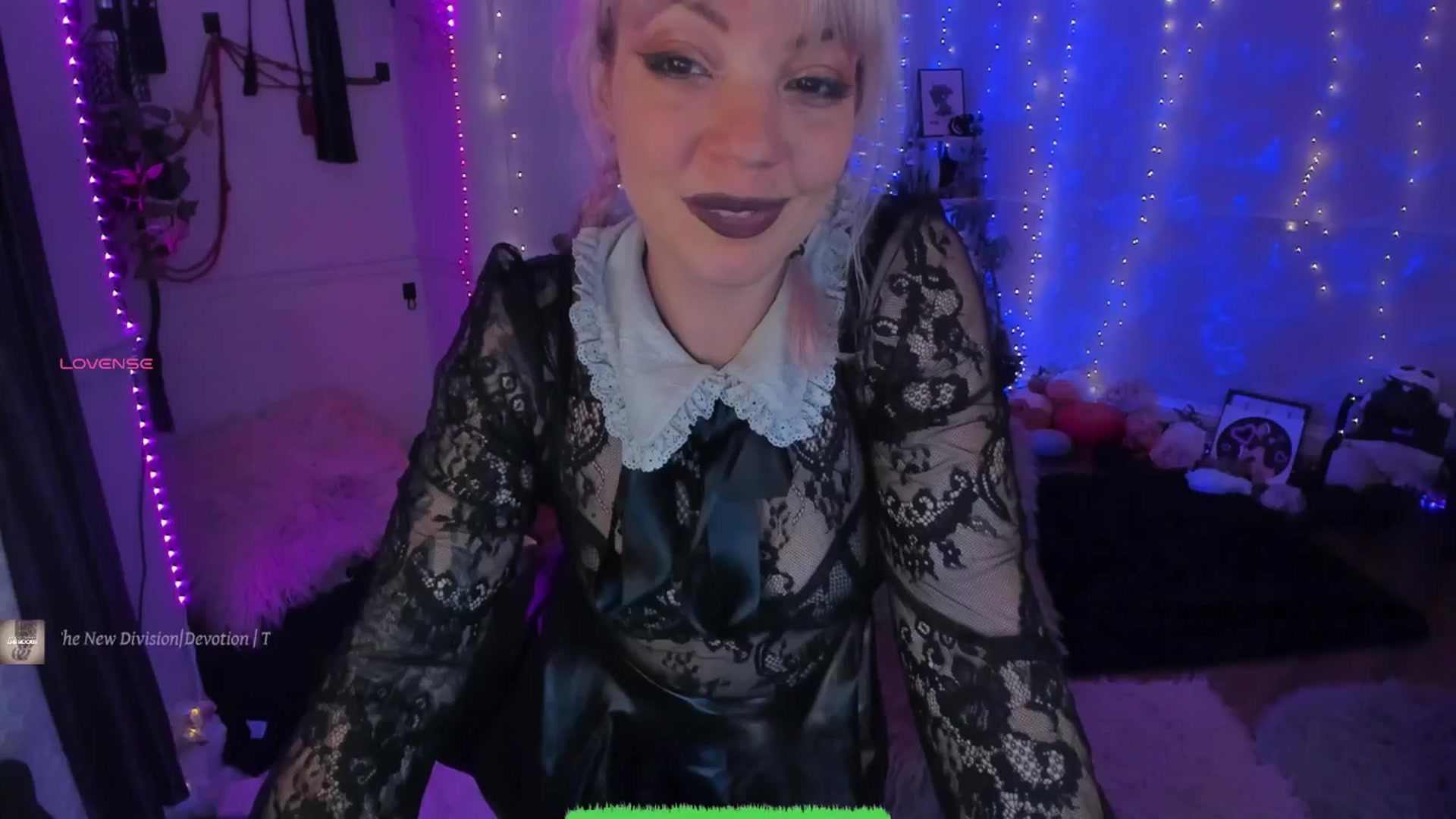 Gallery image thumbnail from LunaWolfie's myfreecams stream on, 11/08/2025, 21:38 image 4 of 20
