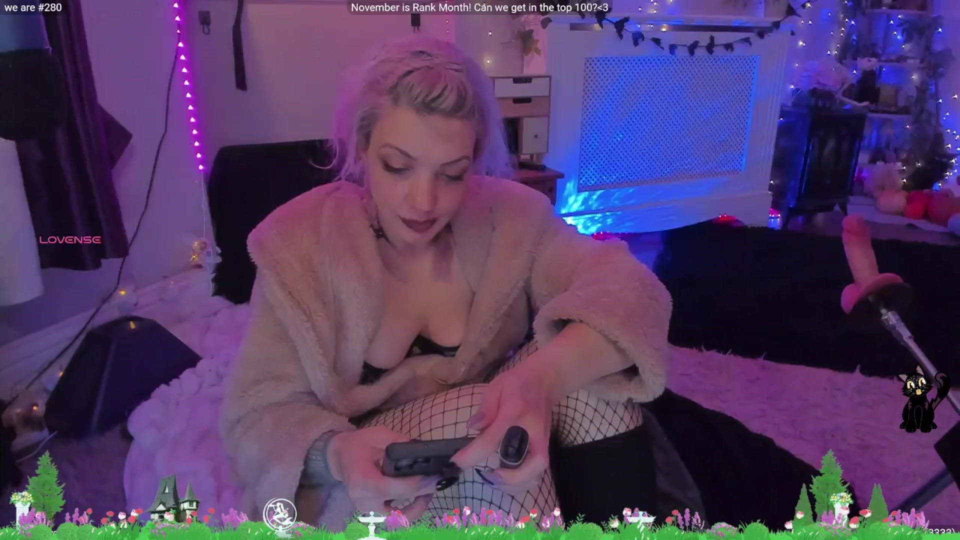 Gallery image thumbnail from LunaWolfie's myfreecams stream on, 11/09/2025, 24:44 image 16 of 20