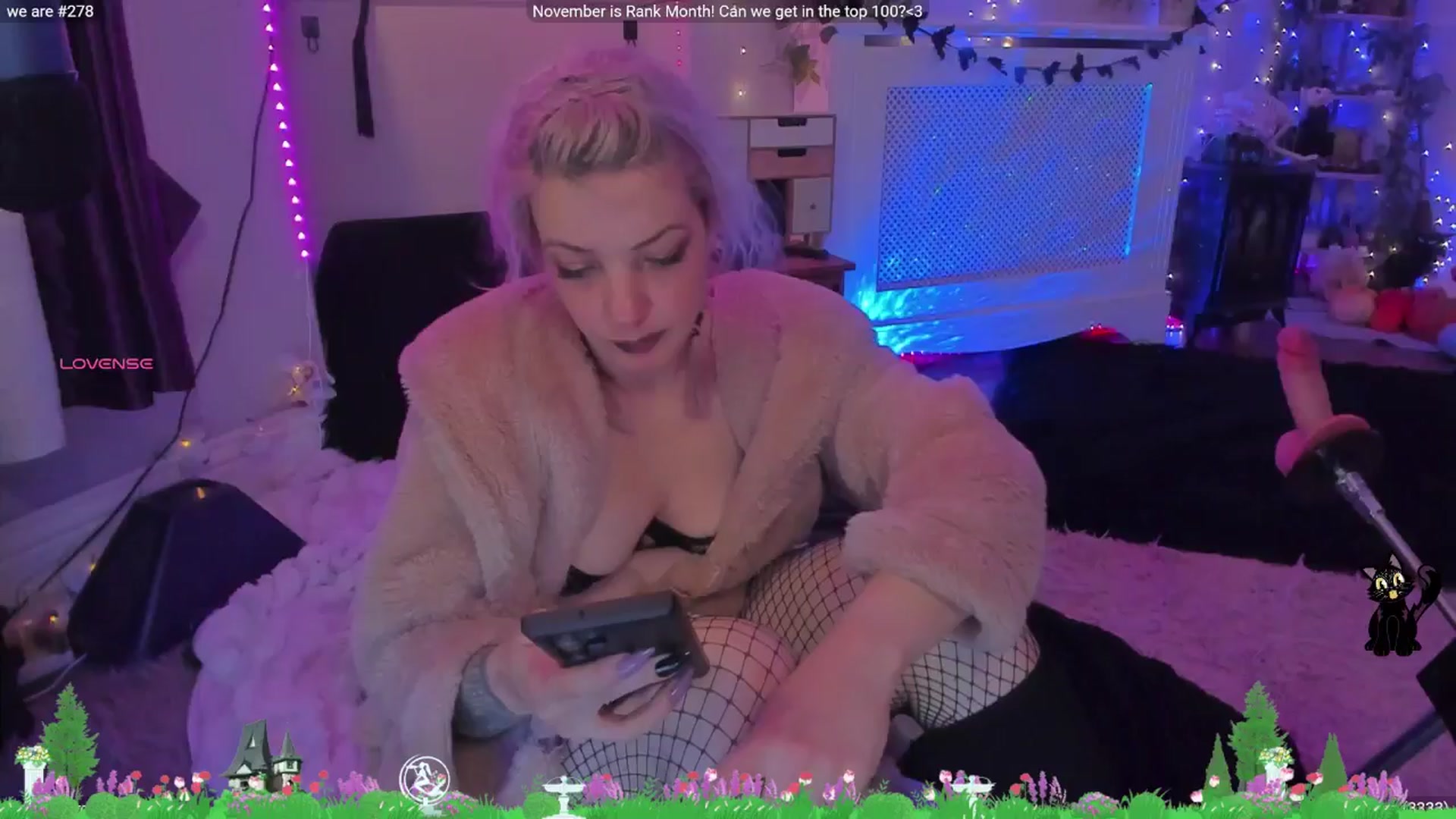 Gallery image thumbnail from LunaWolfie's myfreecams stream on, 11/09/2025, 24:44 image 15 of 20