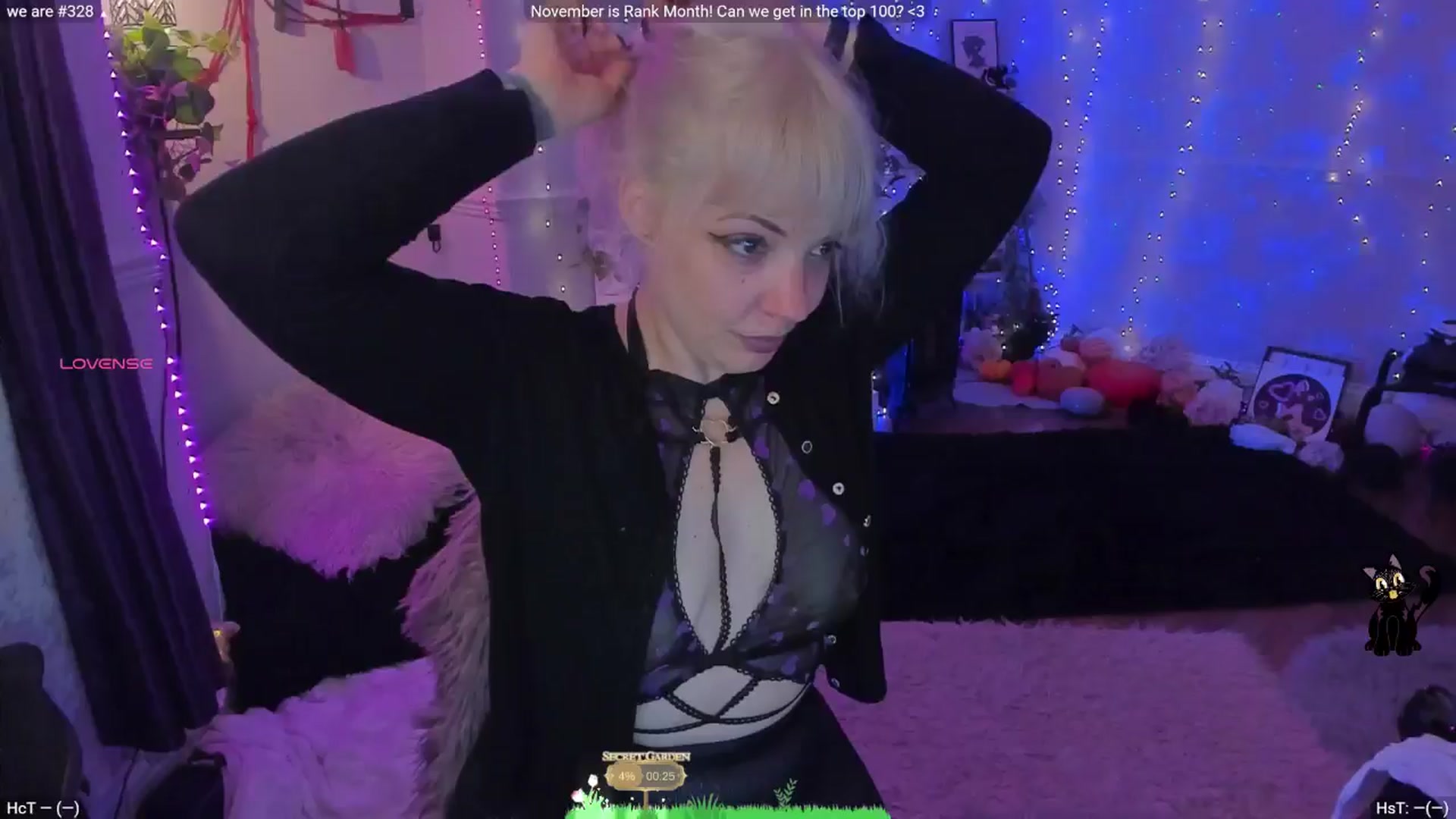 Gallery image thumbnail from LunaWolfie's myfreecams stream on, 11/12/2025, 24:33 image 2 of 20