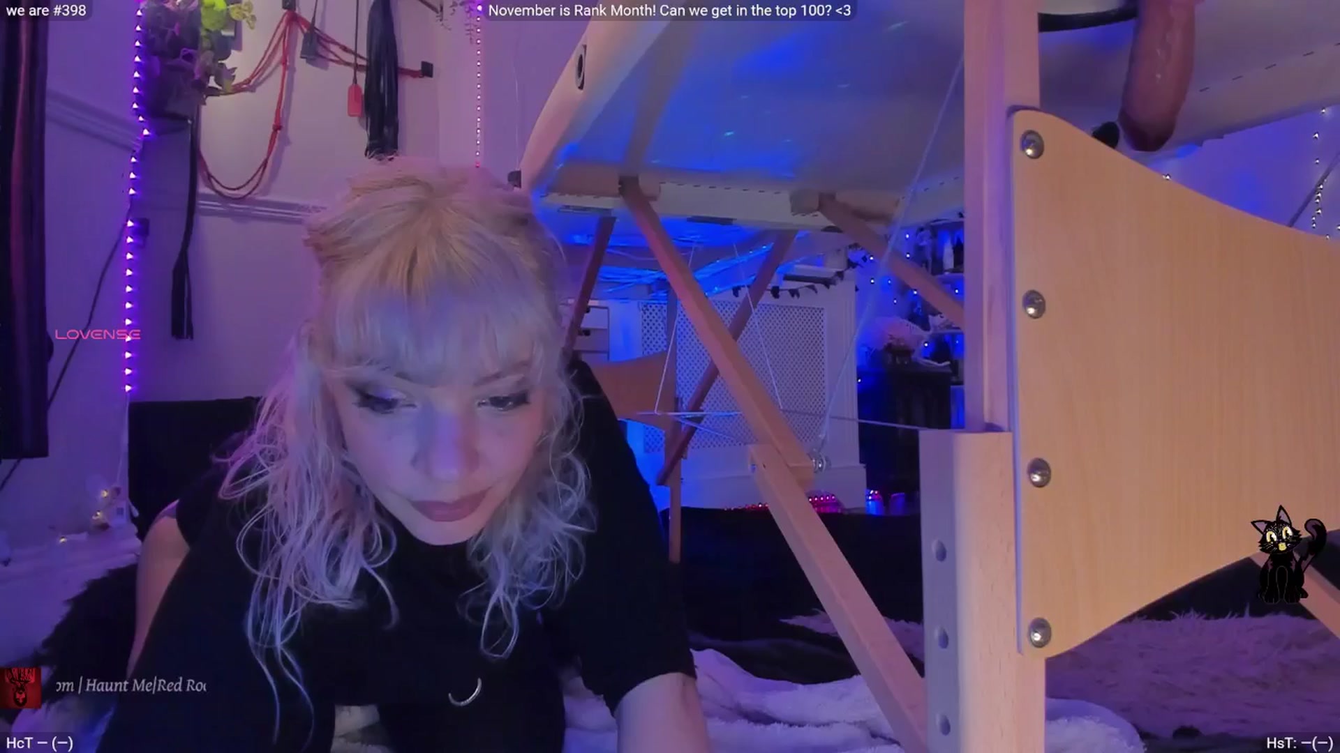 Gallery image thumbnail from LunaWolfie's myfreecams stream on, 11/13/2025, 20:53 image 14 of 20